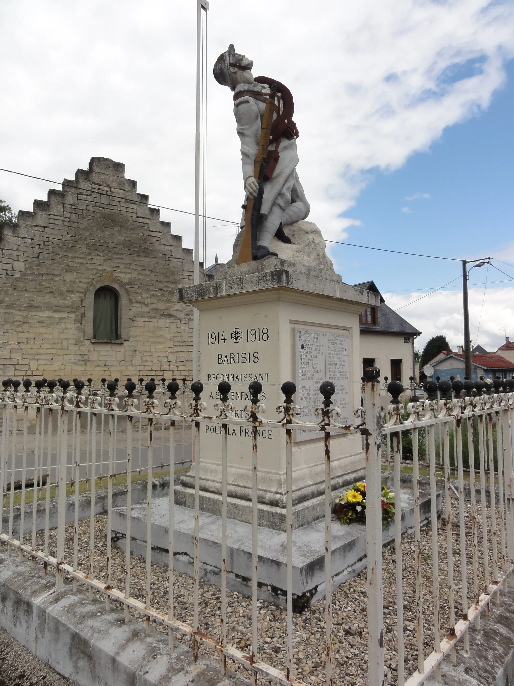 Photo showing: Barisis-aux-Bois (Aisne) monument aux morts