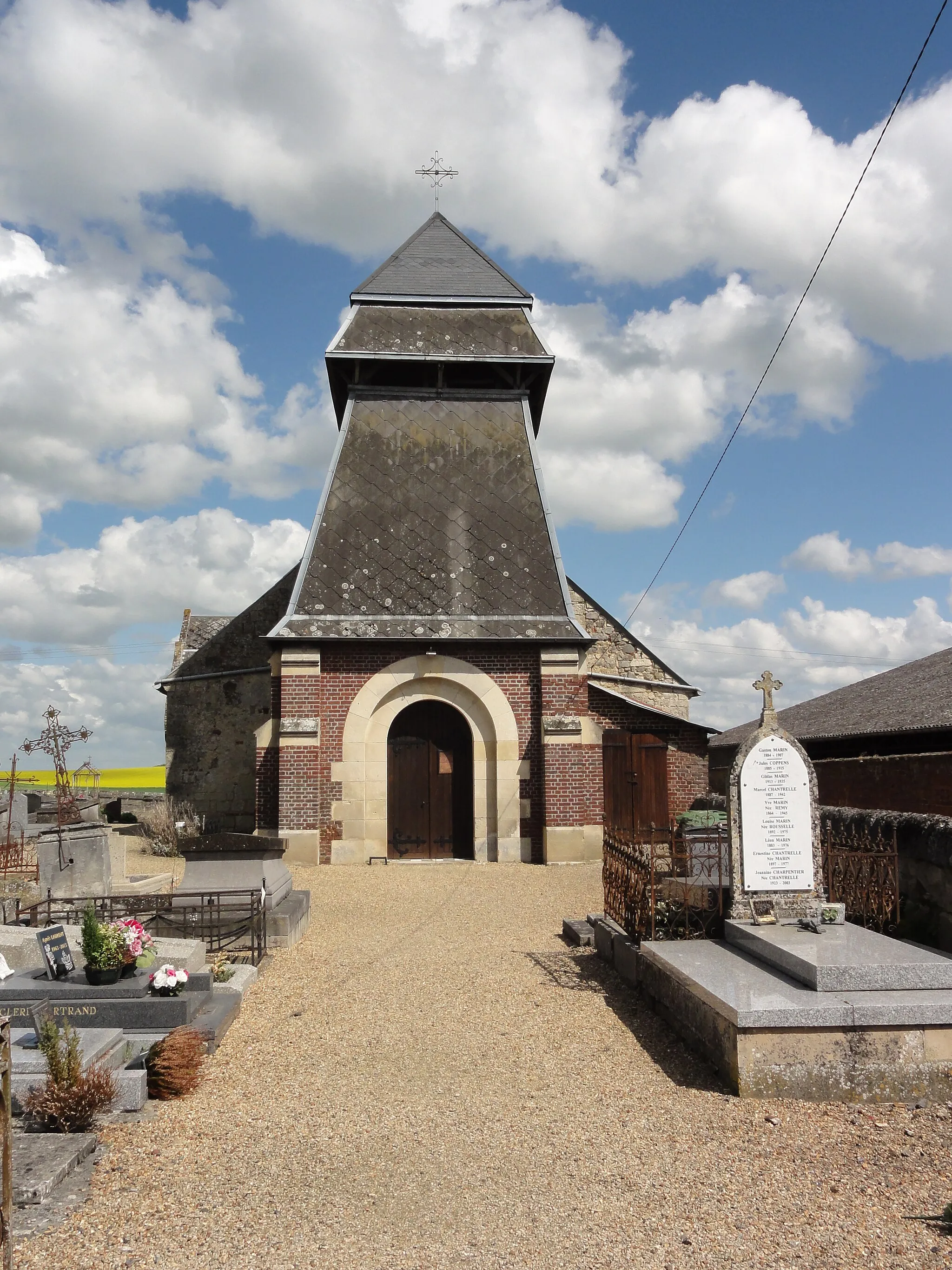 Photo showing: Bertaucourt-Epourdon (Aisne) église