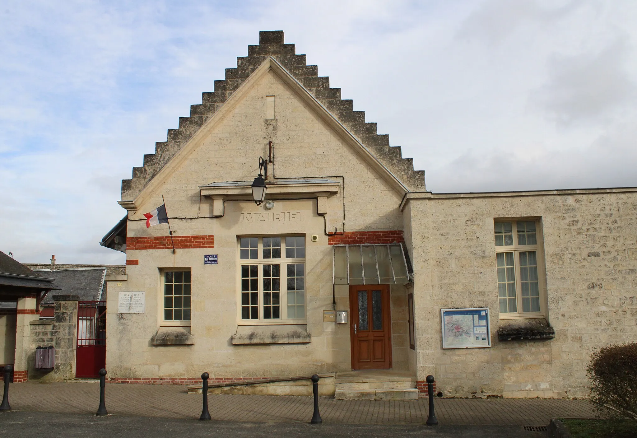 Photo showing: La mairie