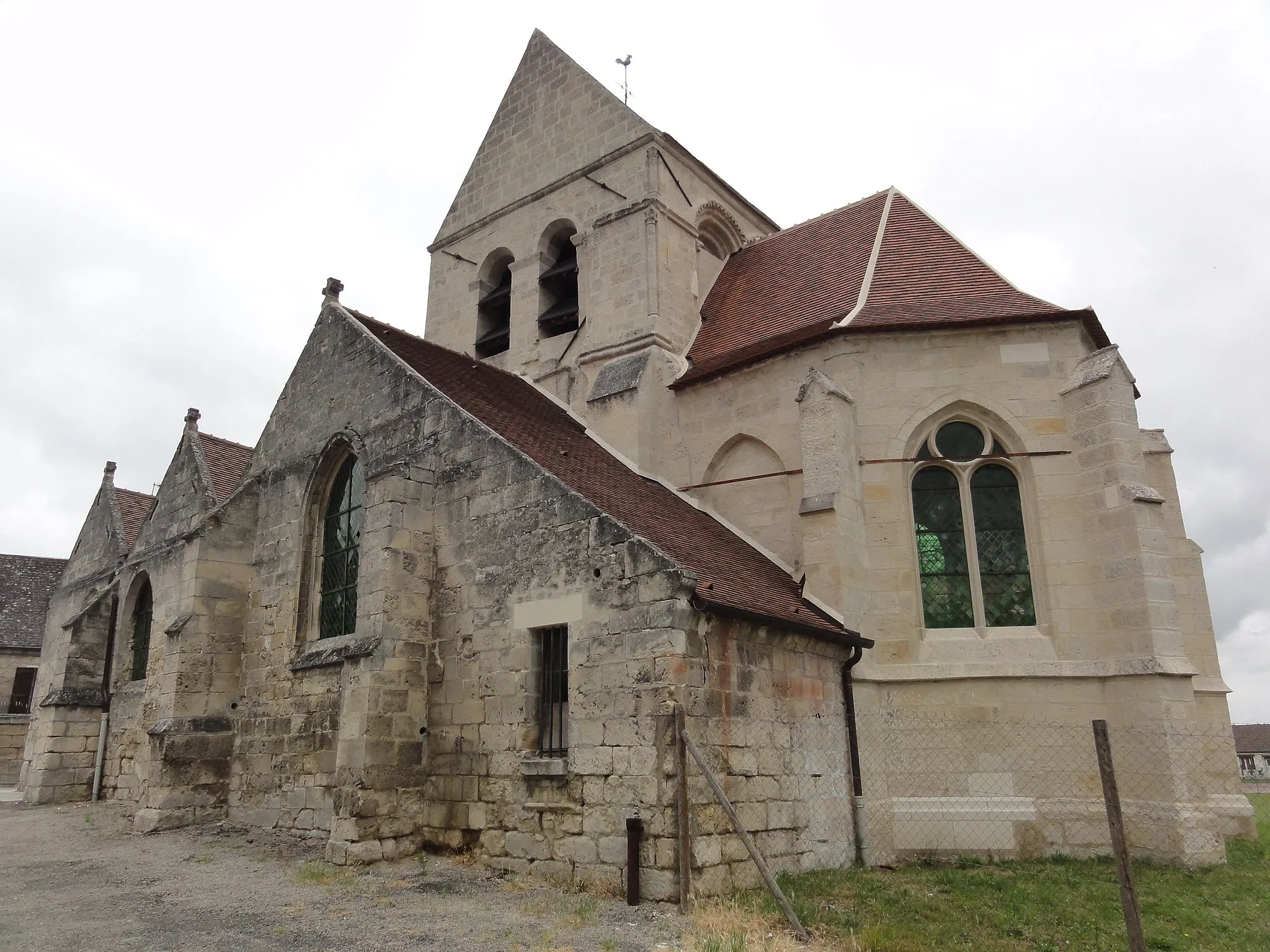 Photo showing: Billy-sur-Aisne (Aisne) église Saint-Léger