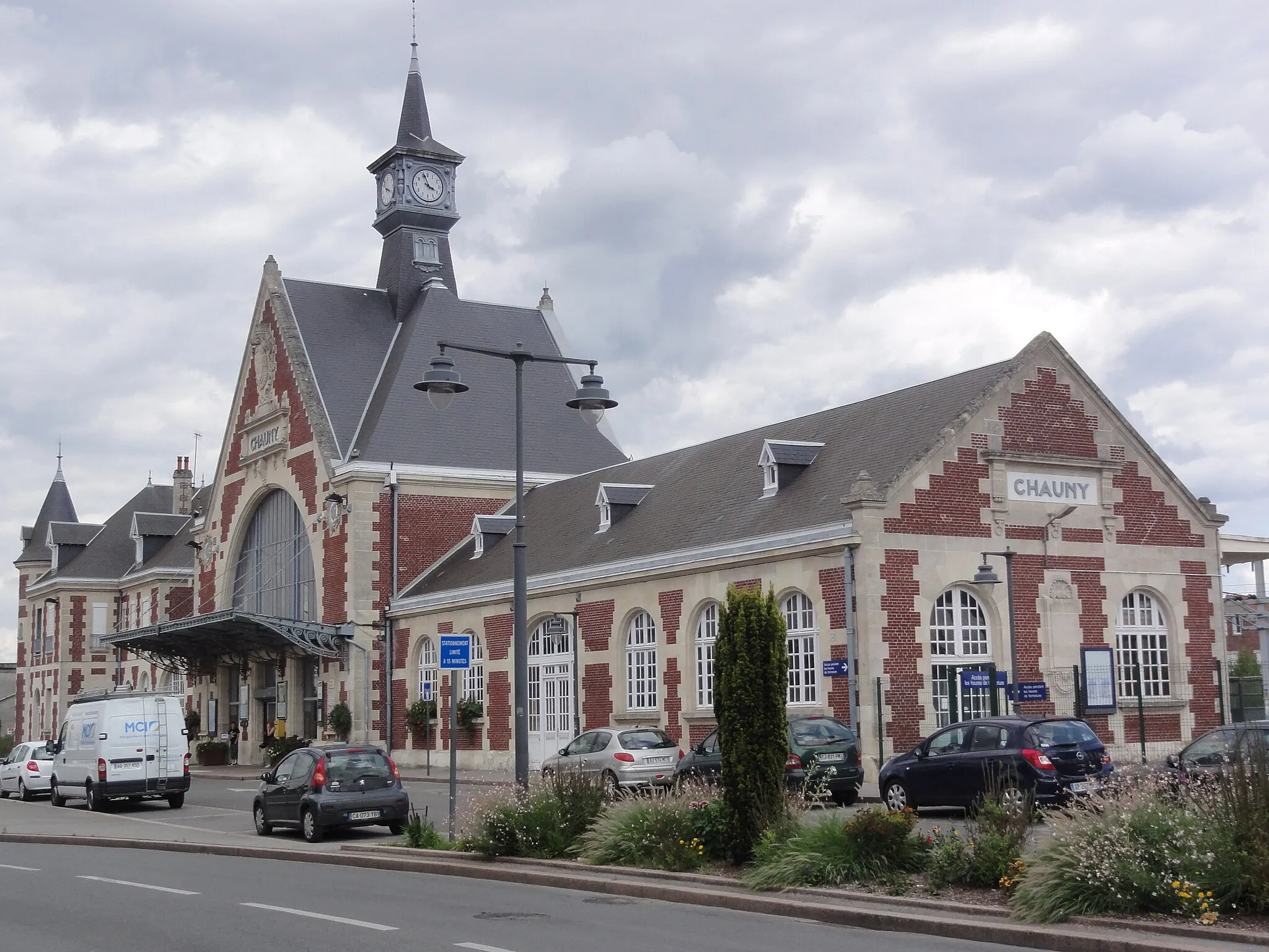 Photo showing: Chauny (Aisne) la gare