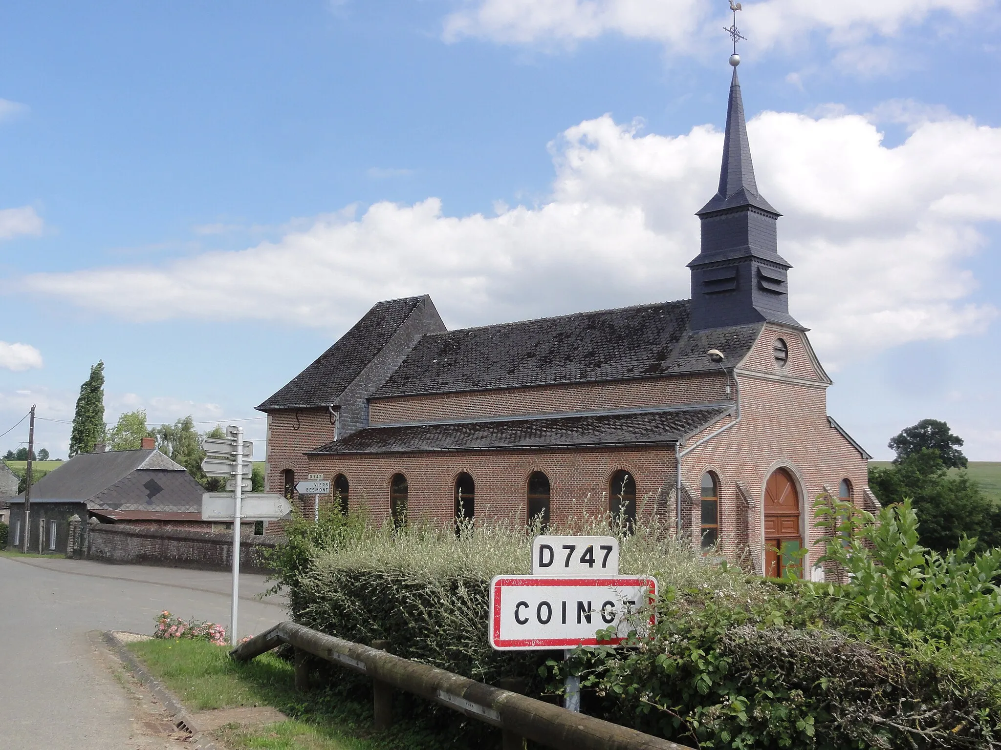 Photo showing: Coingt (Aisne) Église Sainte-Barbe, extérieur