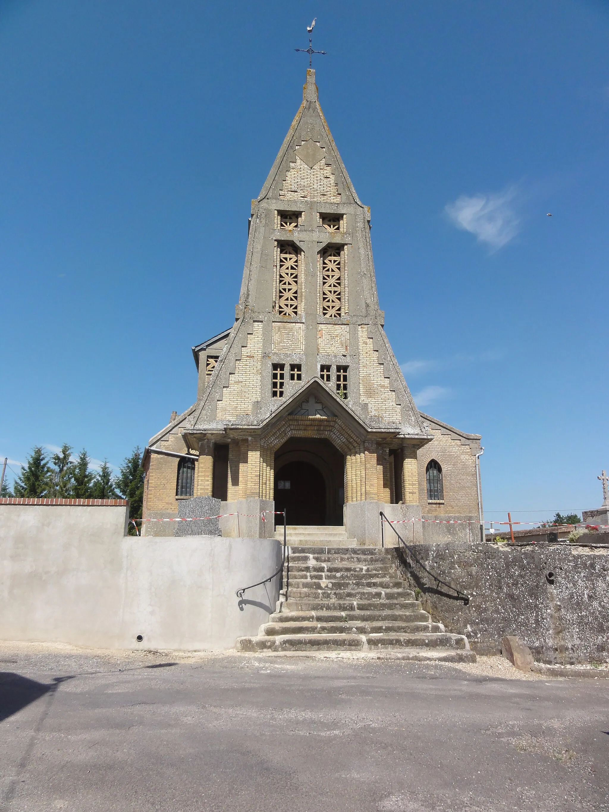 Photo showing: Erlon (Aisne) église