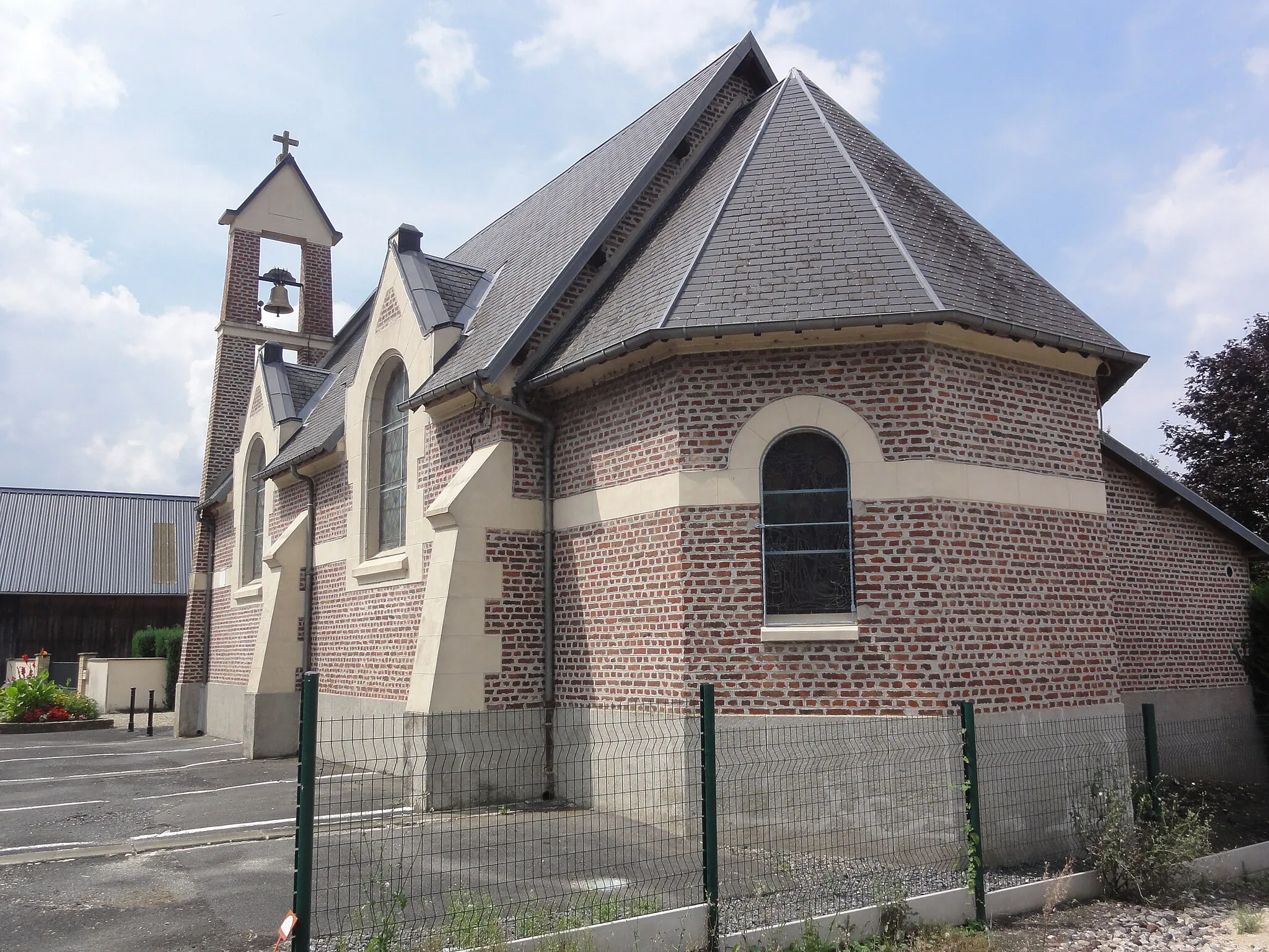 Photo showing: Essigny-le-Petit (Aisne) église