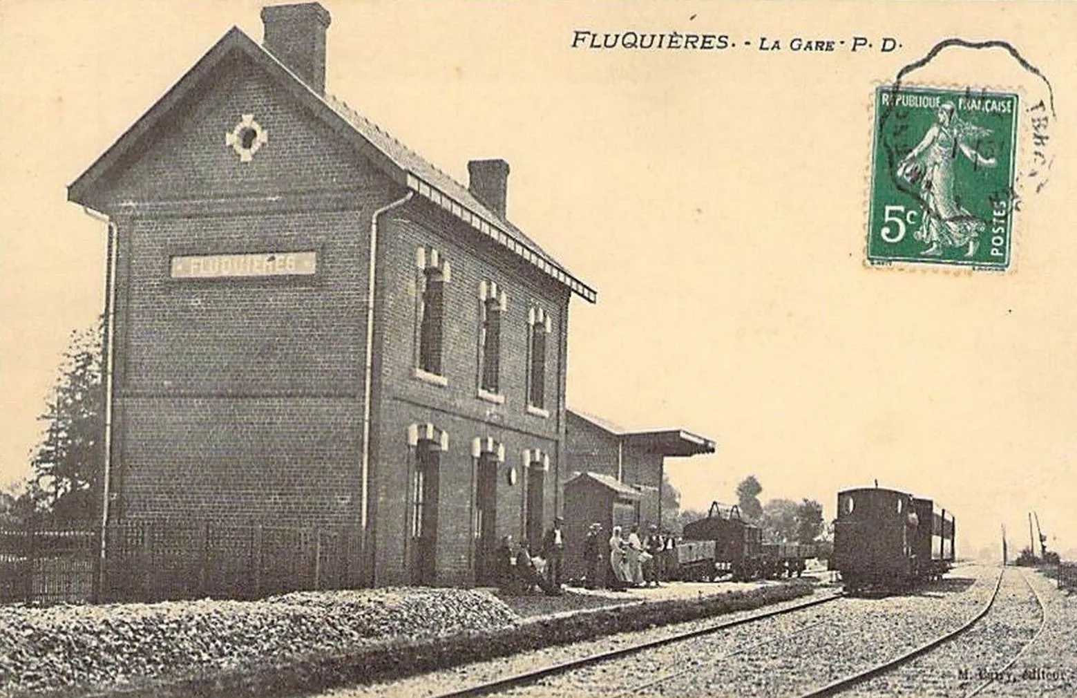 Photo showing: La gare de Fluquières vers 1910.
