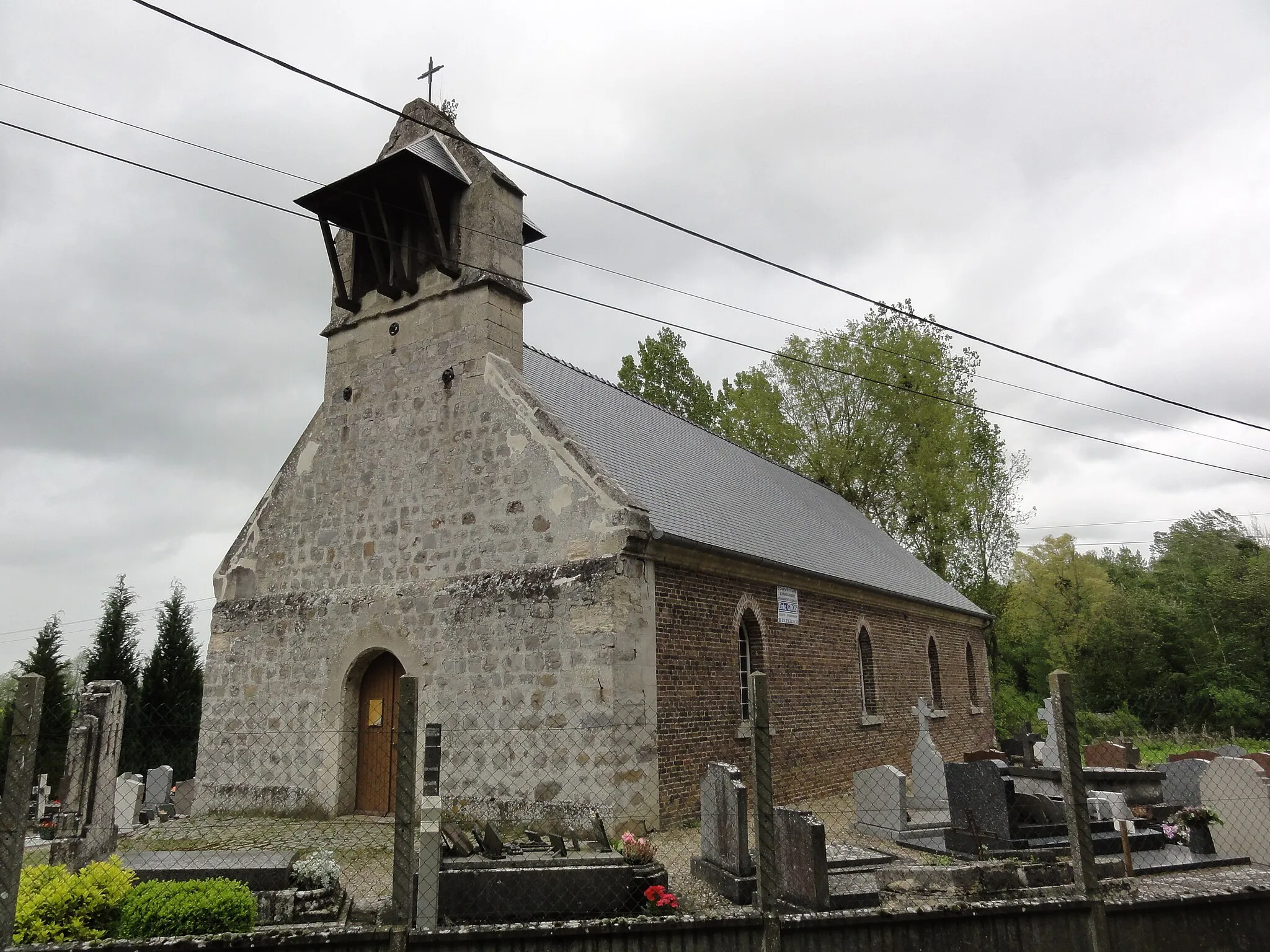 Photo showing: Fressancourt (Aisne) église Saint-Pierre et Saint-Paul