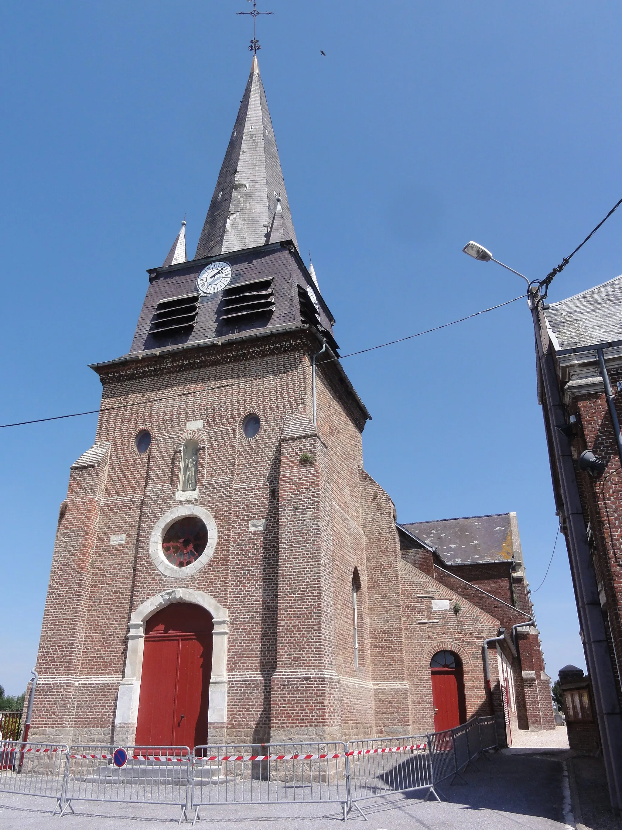 Photo showing: La Ferté-Chevresis (Aisne) église