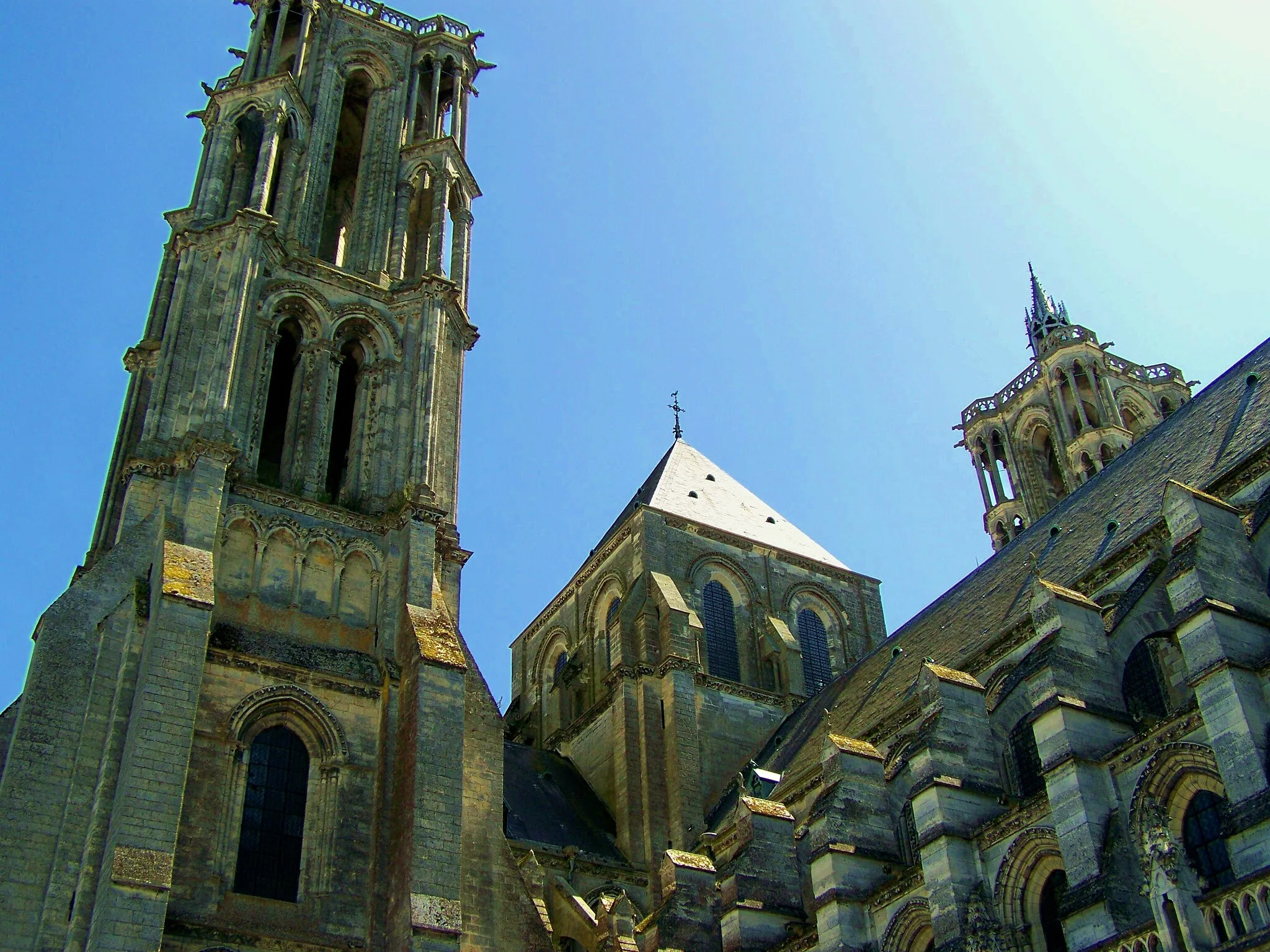 Photo showing: Laon Cathedral (Cathédrale Notre-Dame de Laon) in Laon, France