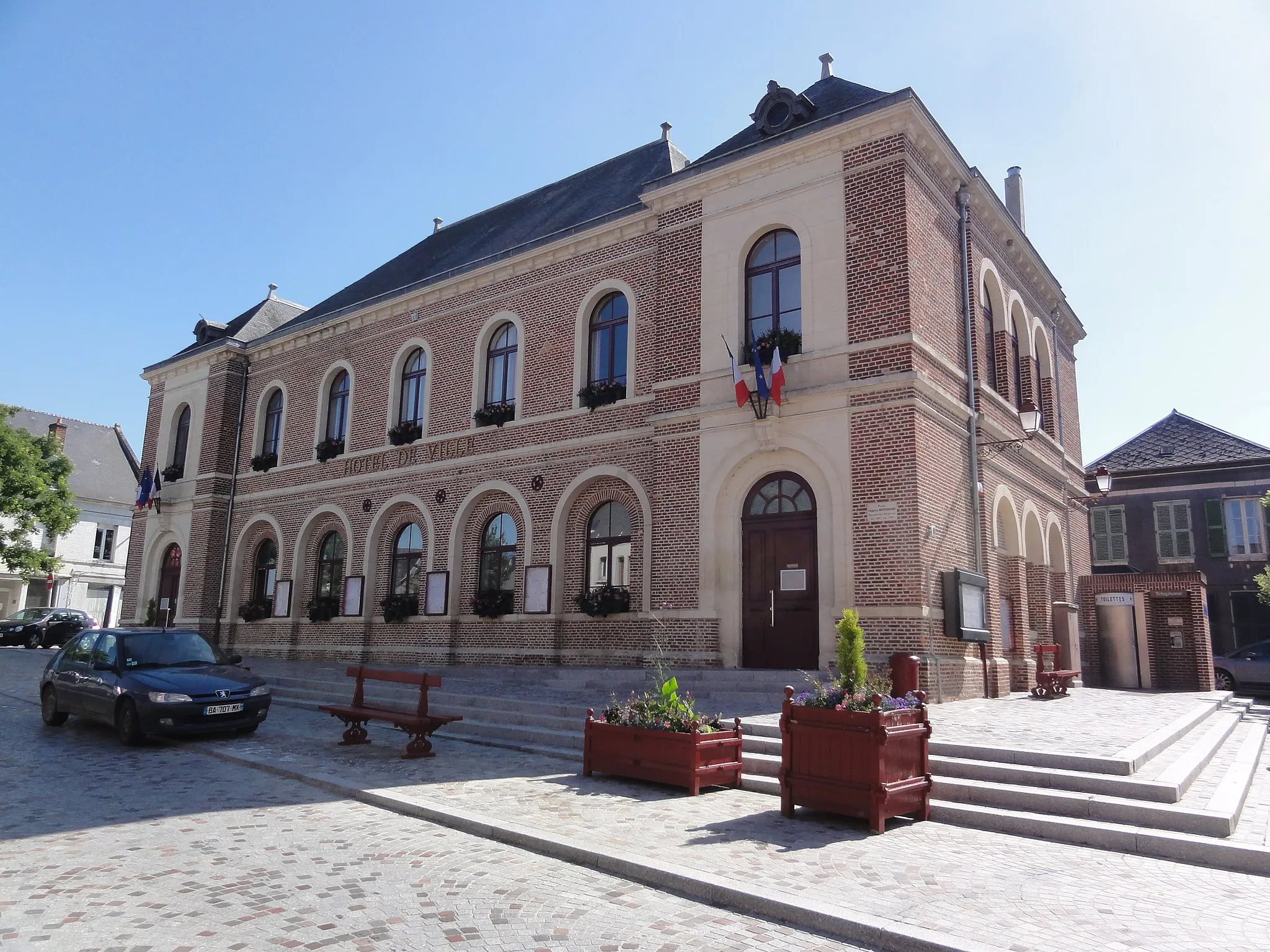 Photo showing: Marle-sur-Serre (Aisne) mairie