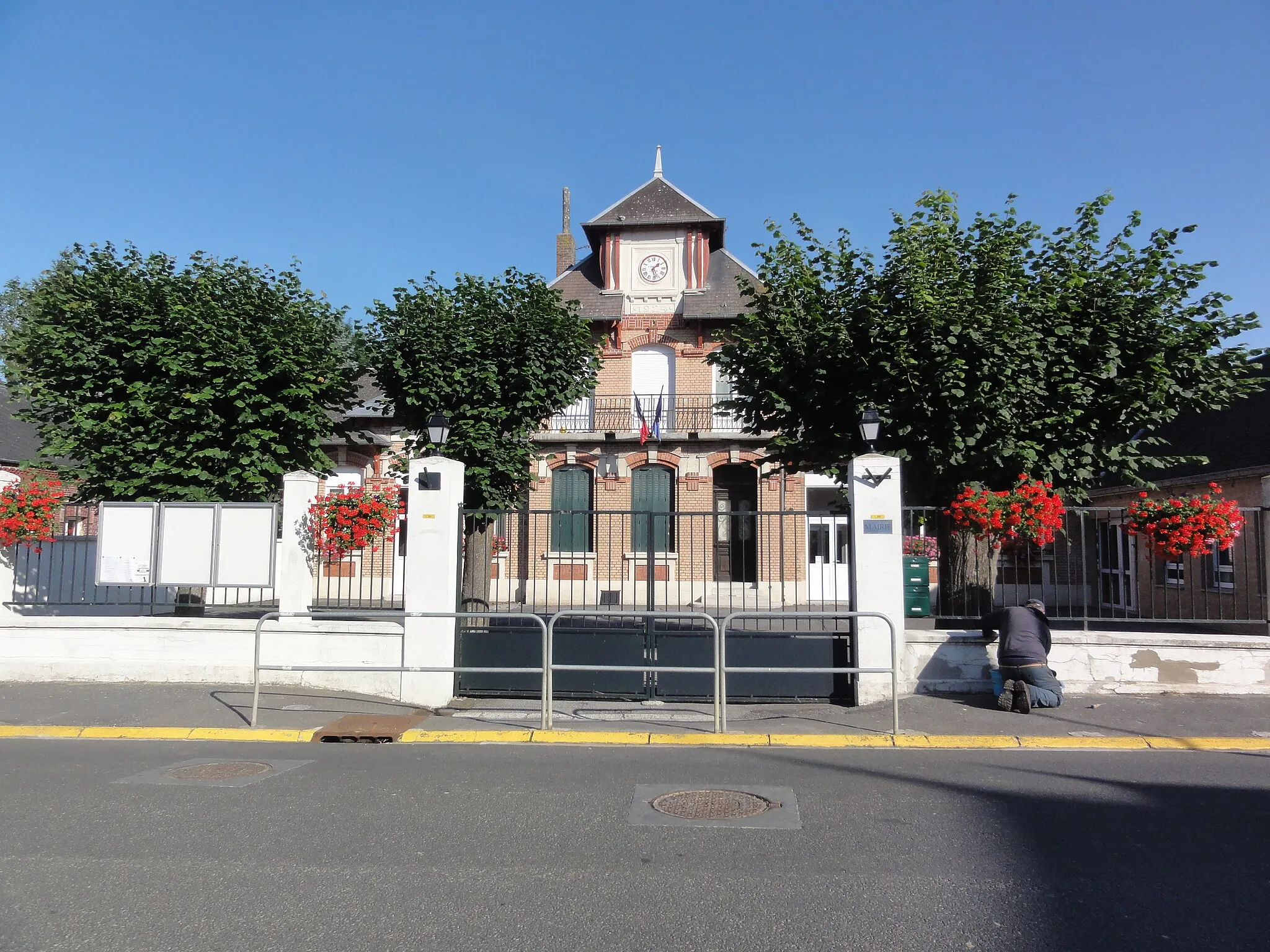 Photo showing: Mesnil-Saint-Laurent (Aisne) mairie
