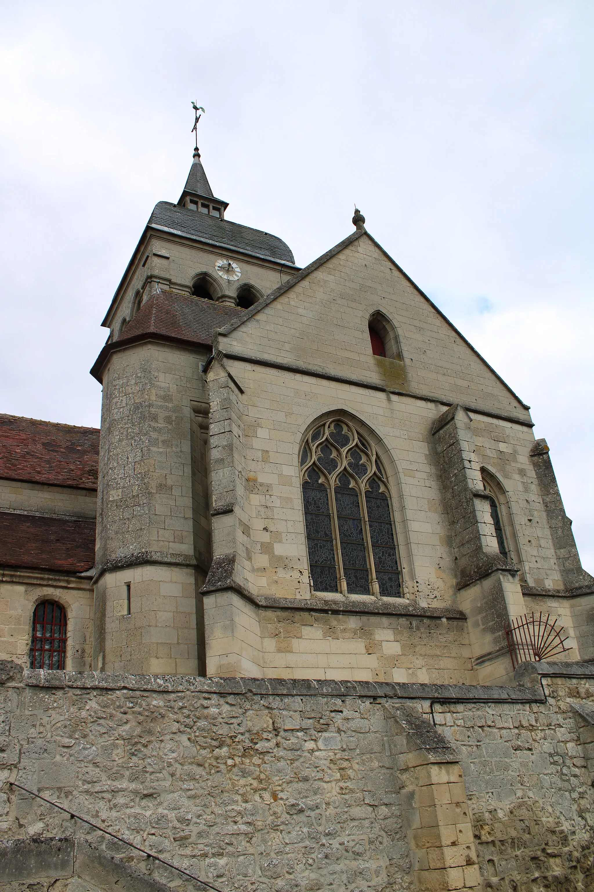 Photo showing: L'église Sainte-Radegonde.