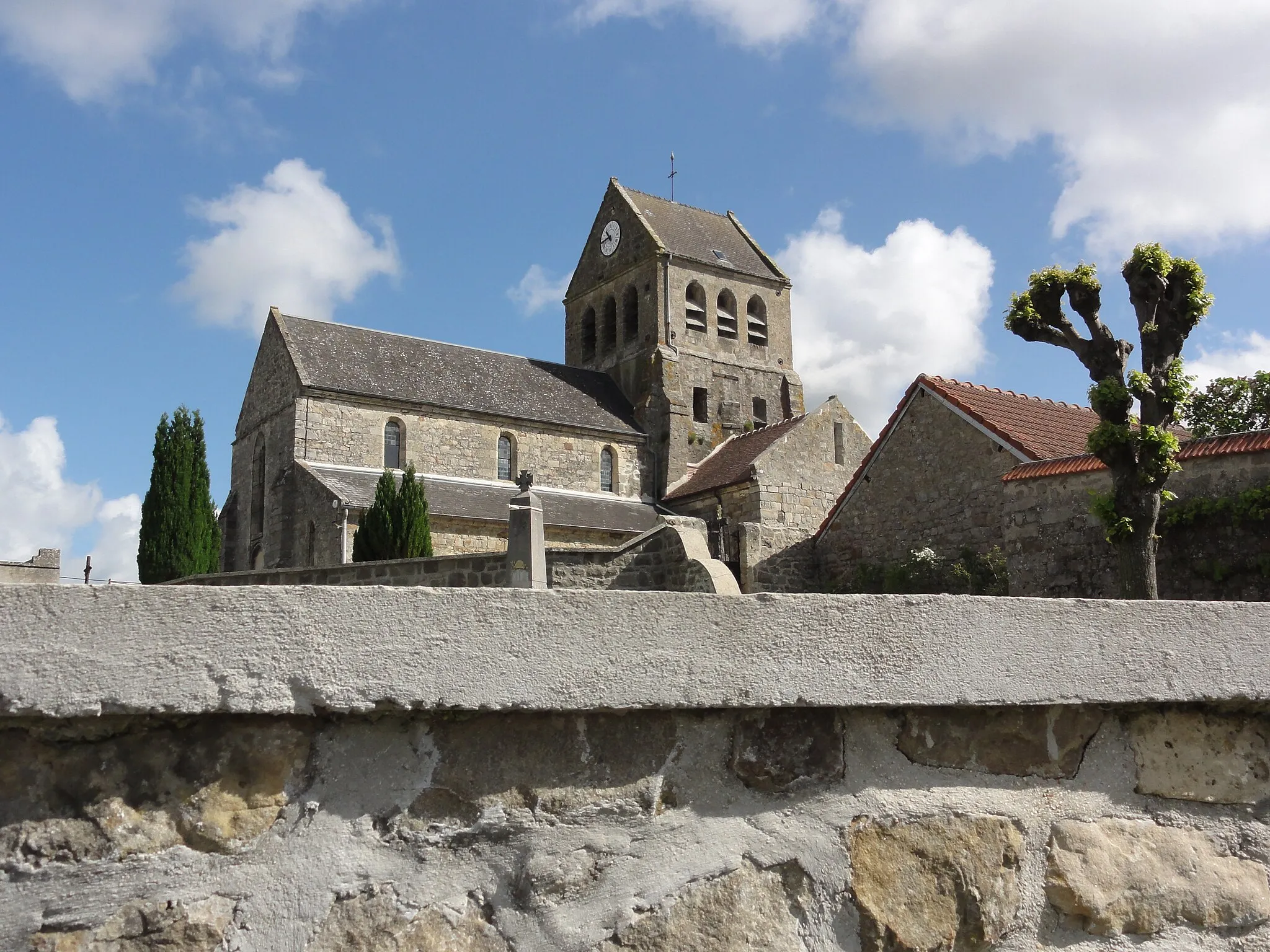 Photo showing: Molinchart (Aisne) église