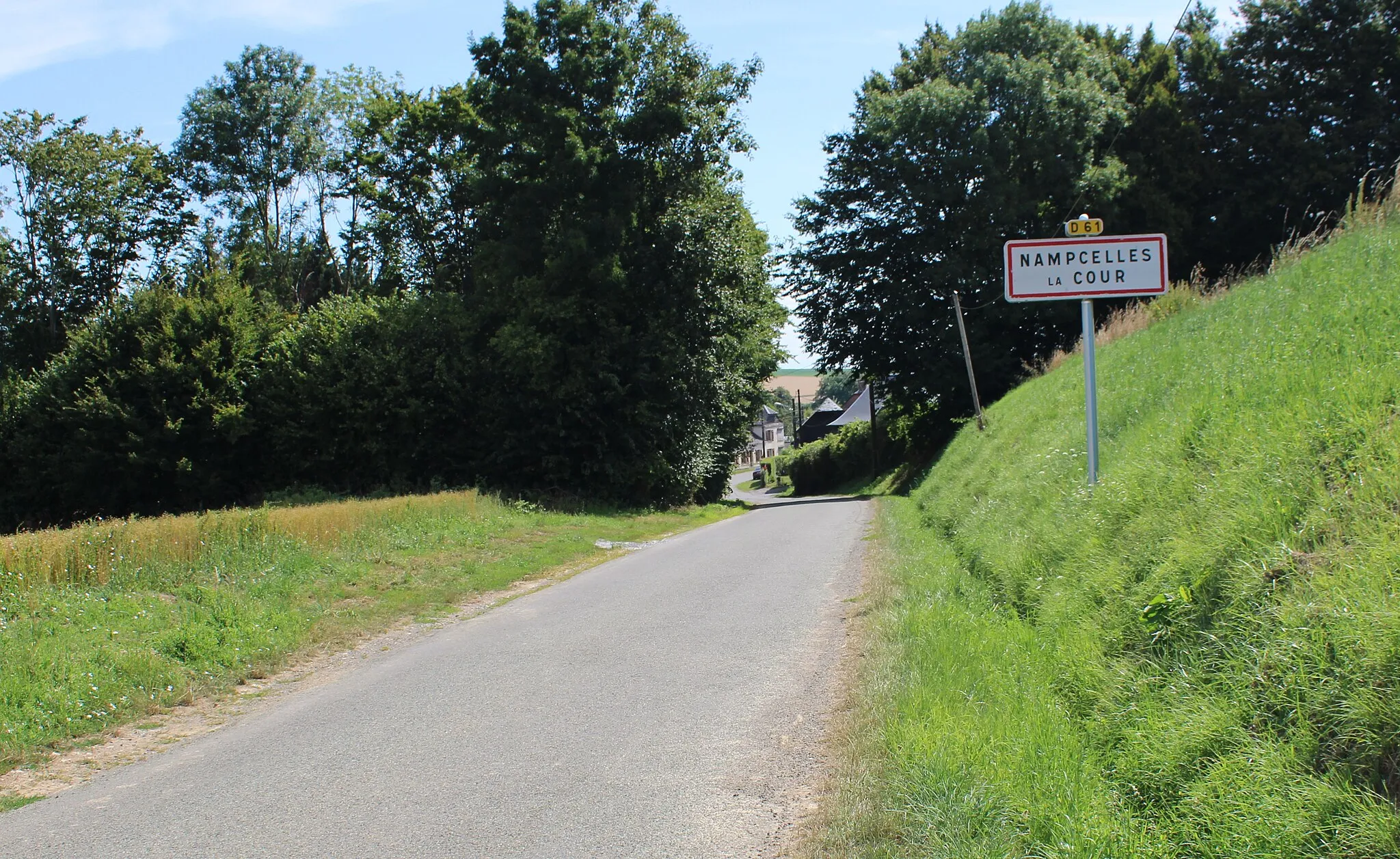 Photo showing: Entrée du  village