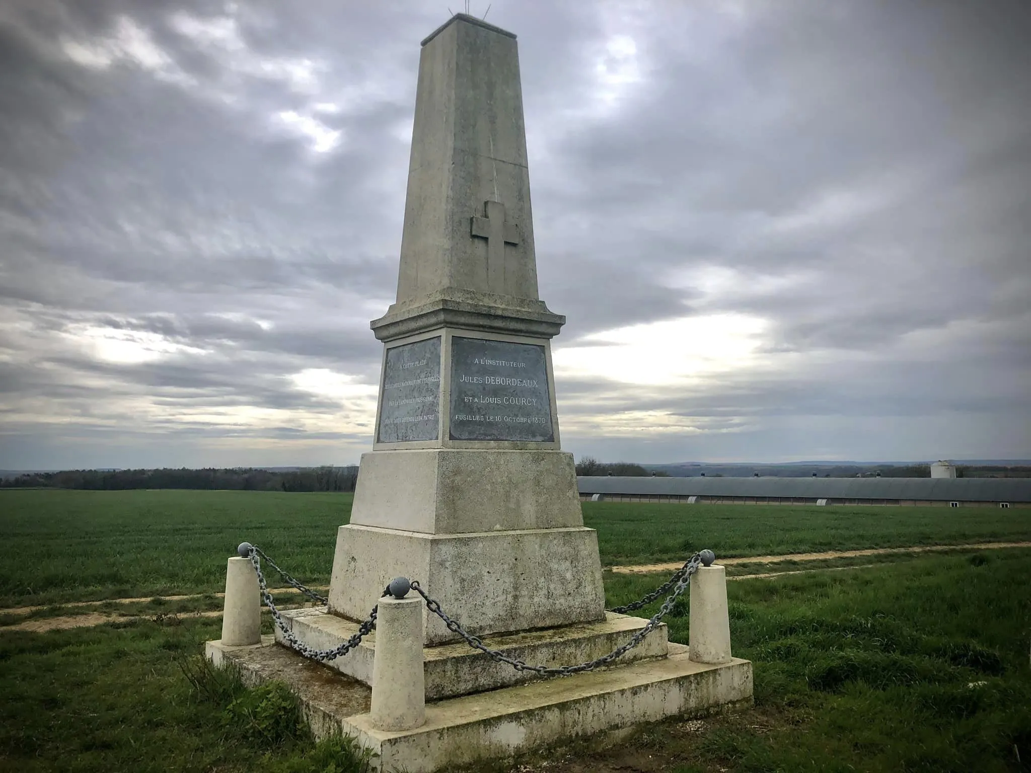 Photo showing: Monument pour Jules Debordeaux à Pasly