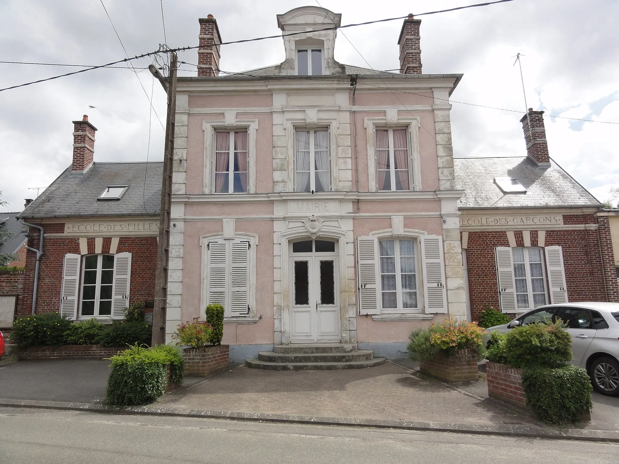 Photo showing: Quierzy (Aisne) mairie-école