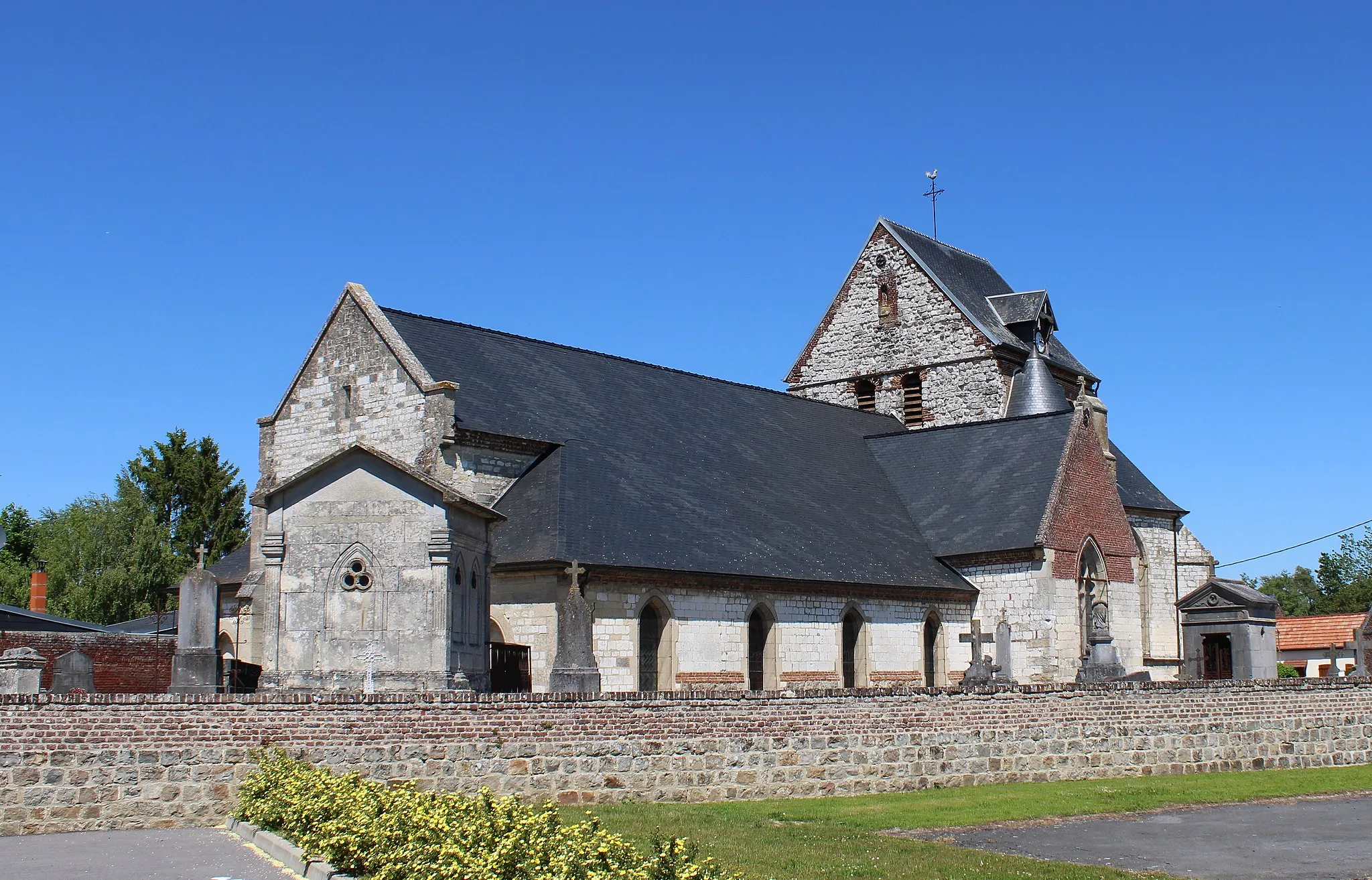 Photo showing: L'église