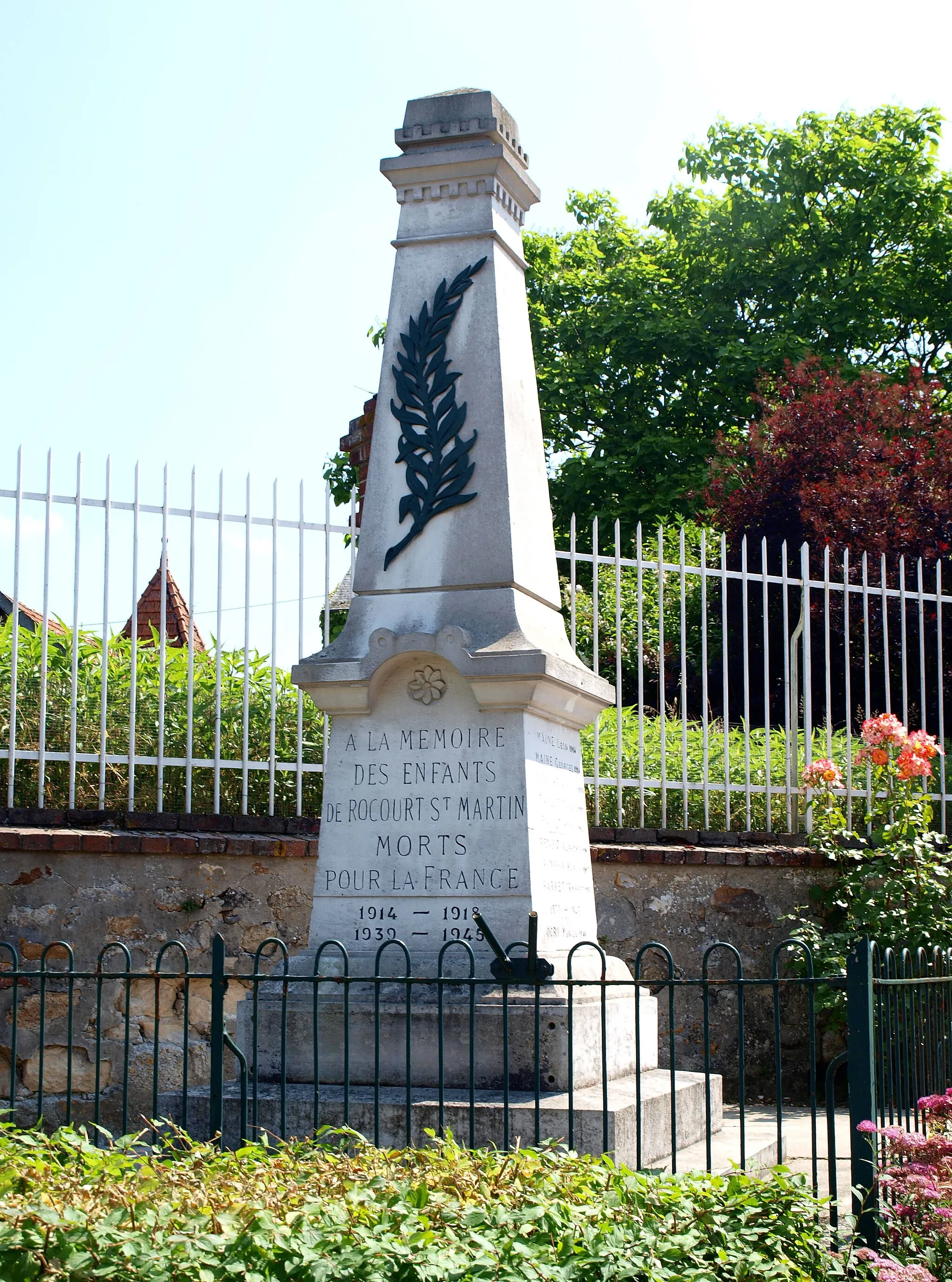 Photo showing: Rocourt-Saint-Martin (Aisne, France) ; monument aux morts