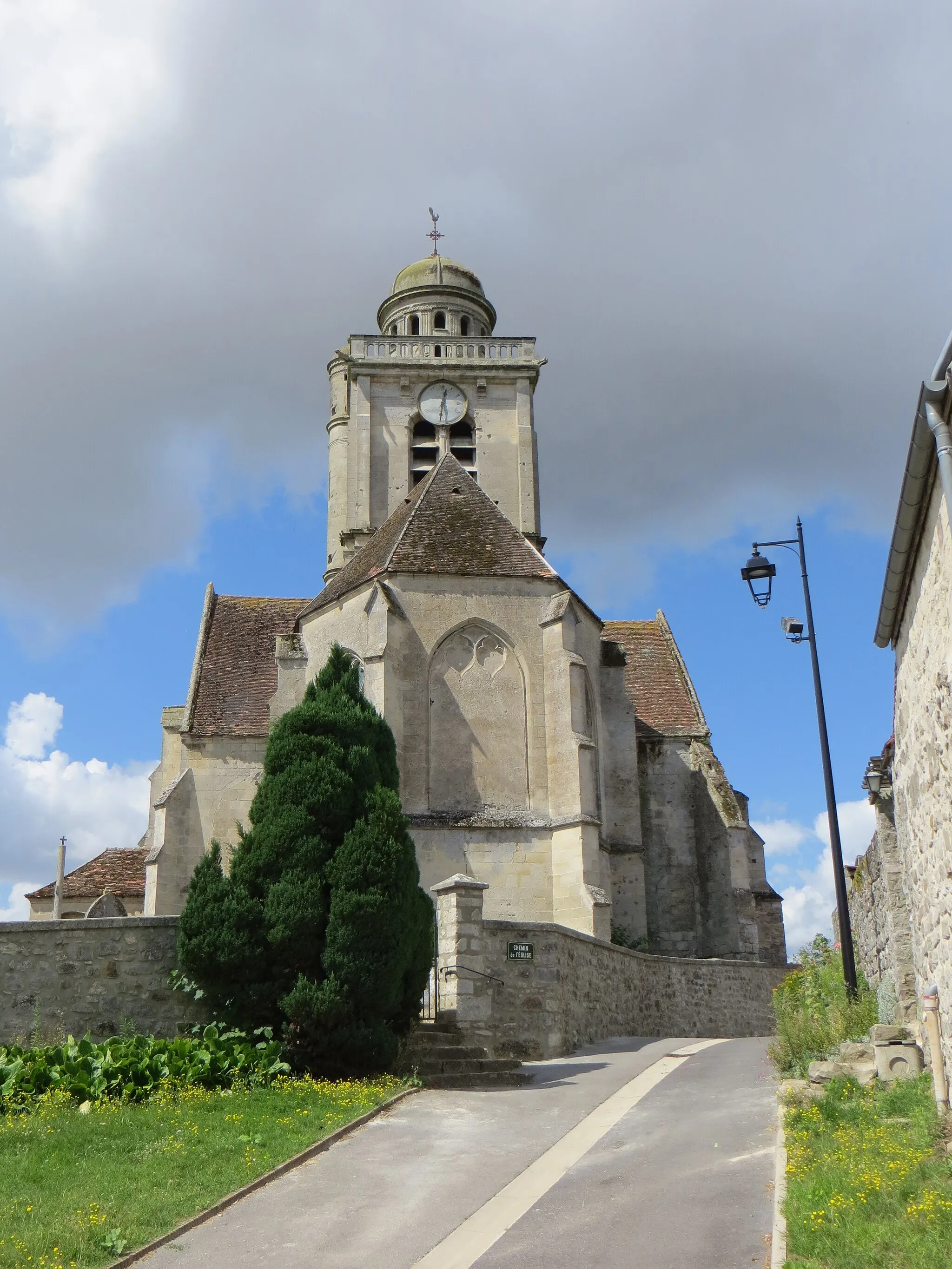 Photo showing: Vue générale de l'église