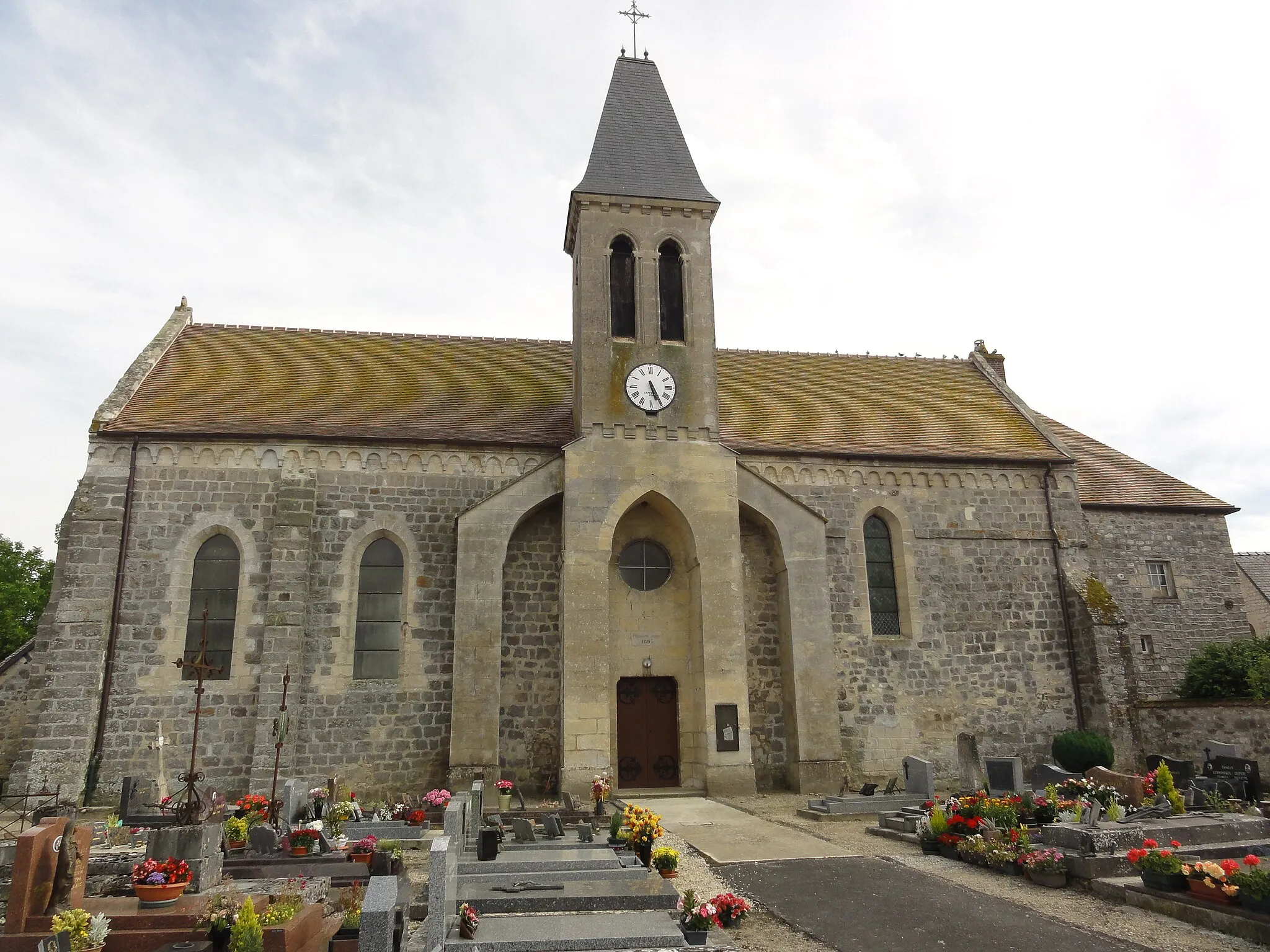 Photo showing: Samoussy (Aisne) église