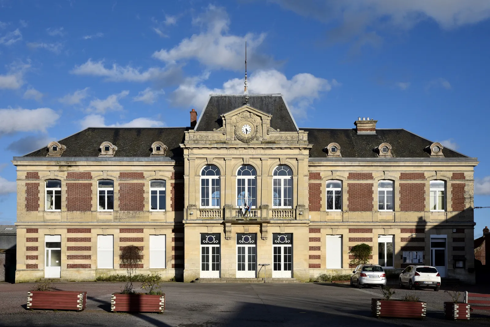 Photo showing: Mairie de Vendeuil