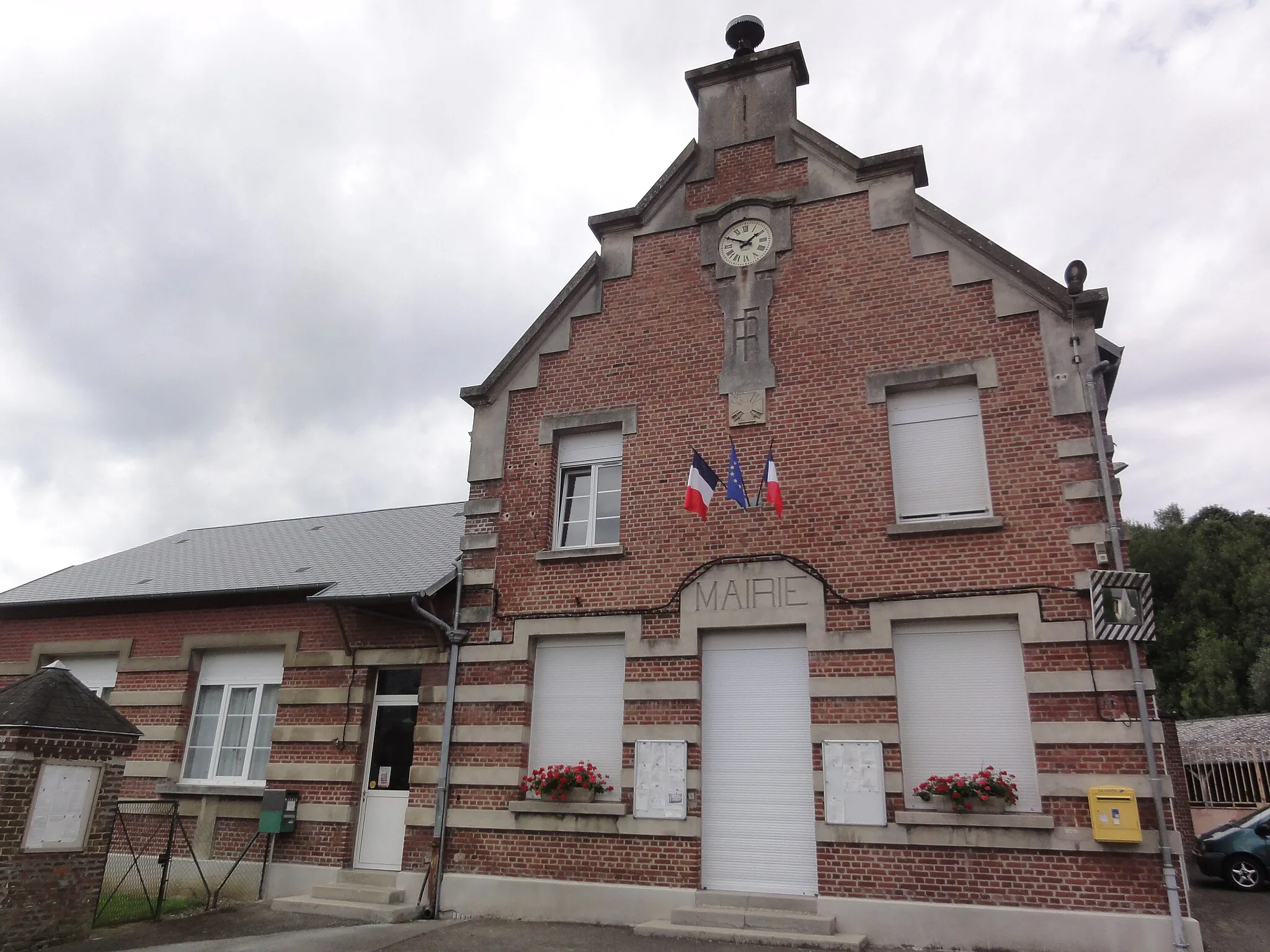 Photo showing: La Neuville-en-Beine (Aisne) mairie