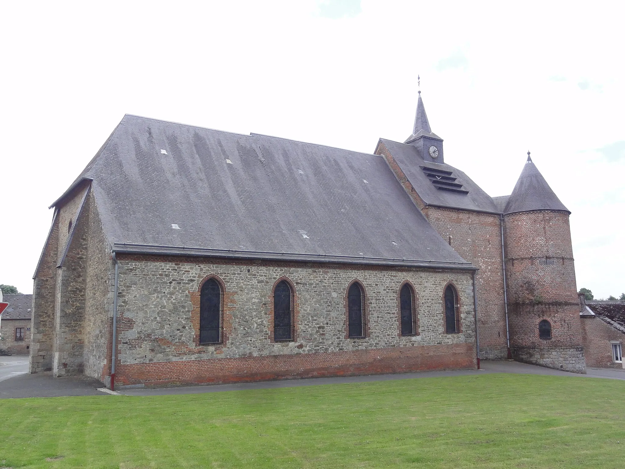 Photo showing: Wimy (Aisne) église fortifiée