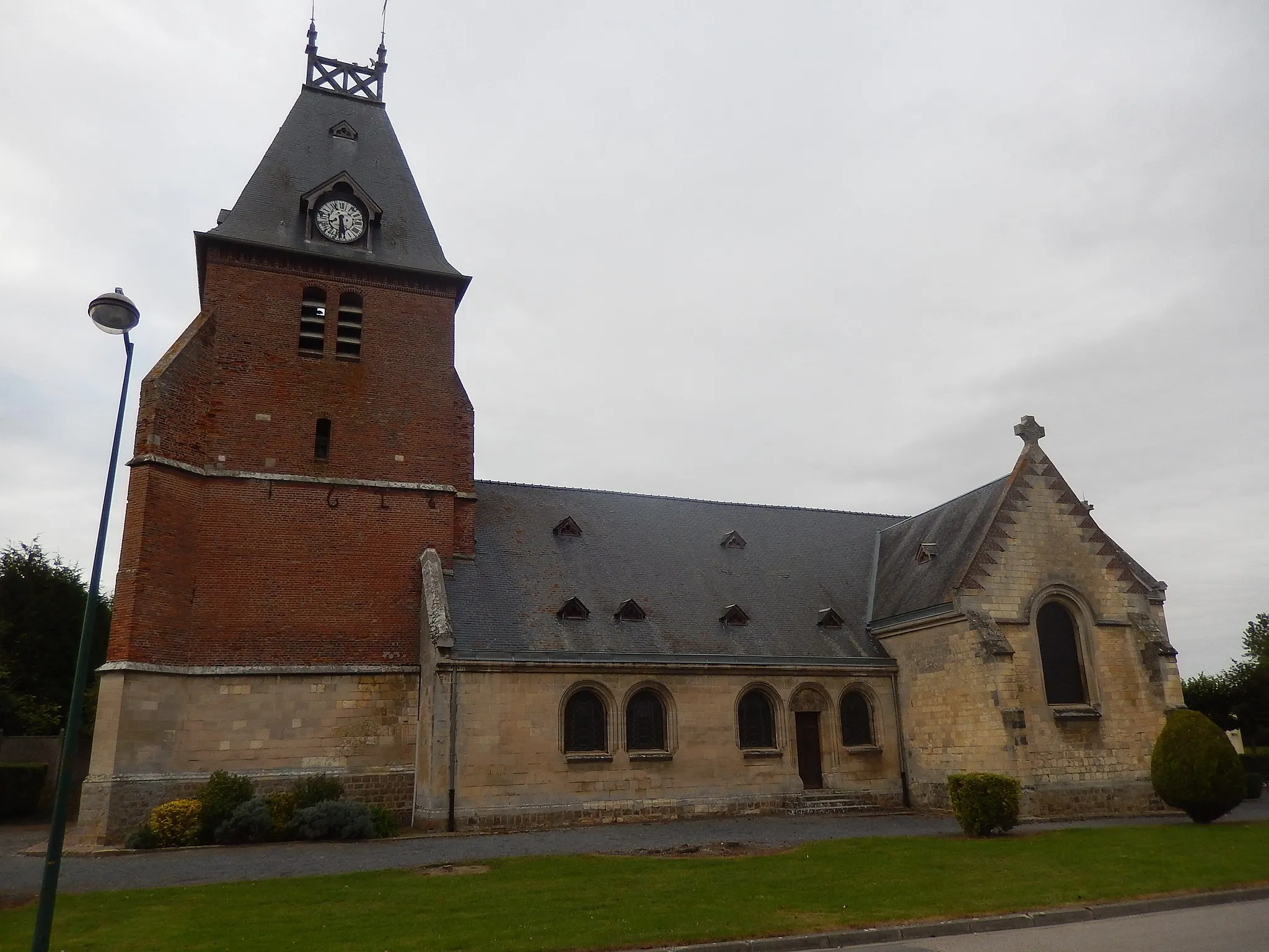 Photo showing: Matigny - l'église