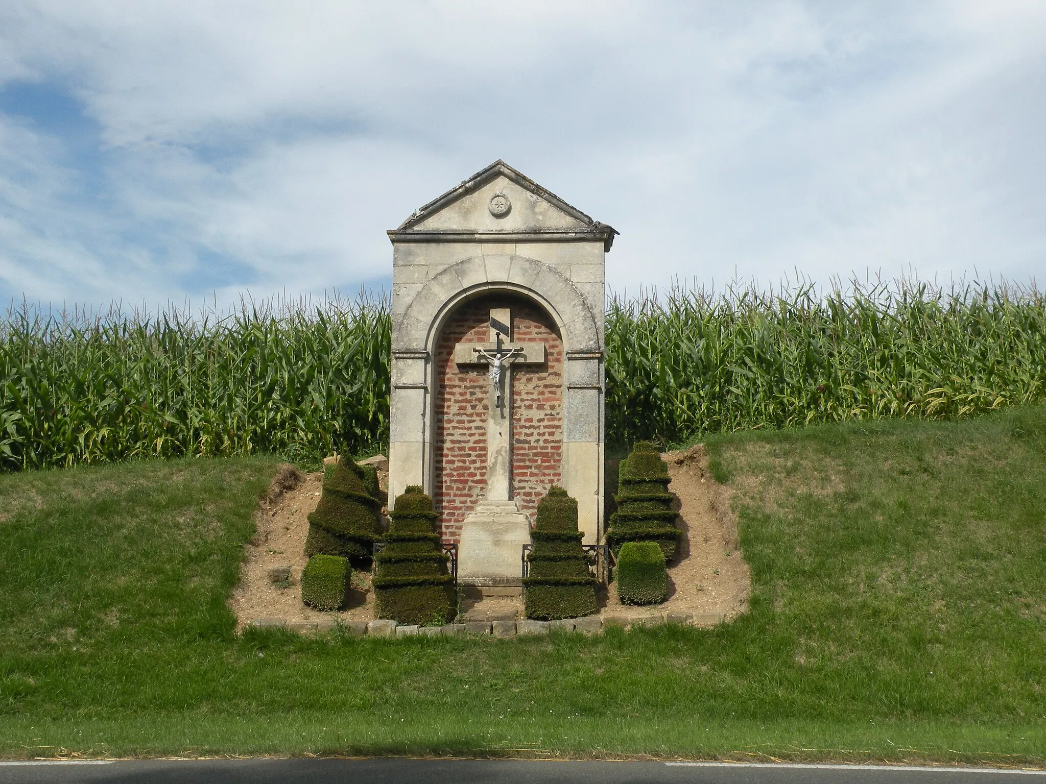 Photo showing: Milly-sur-Thérain calvaire