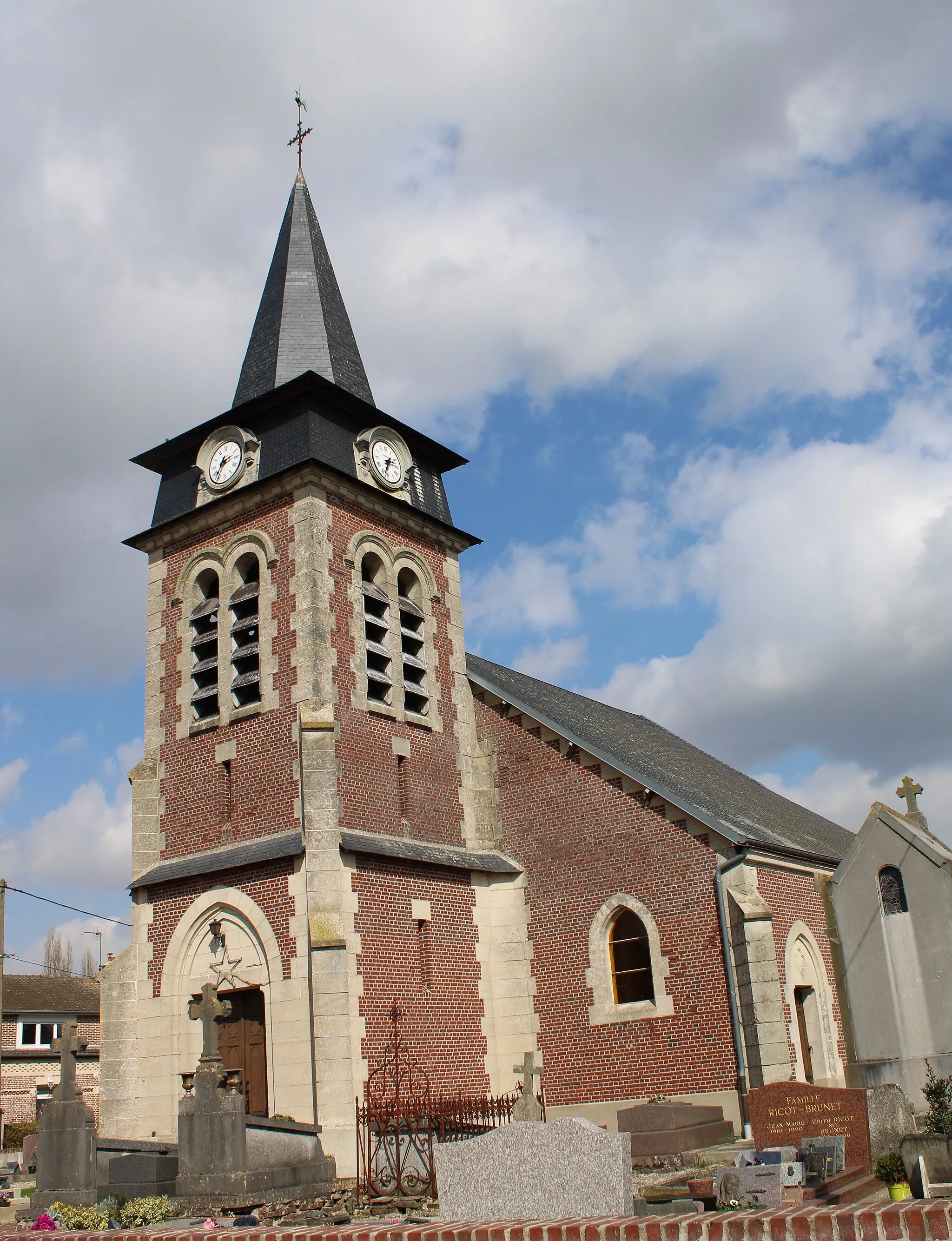 Photo showing: L'église.