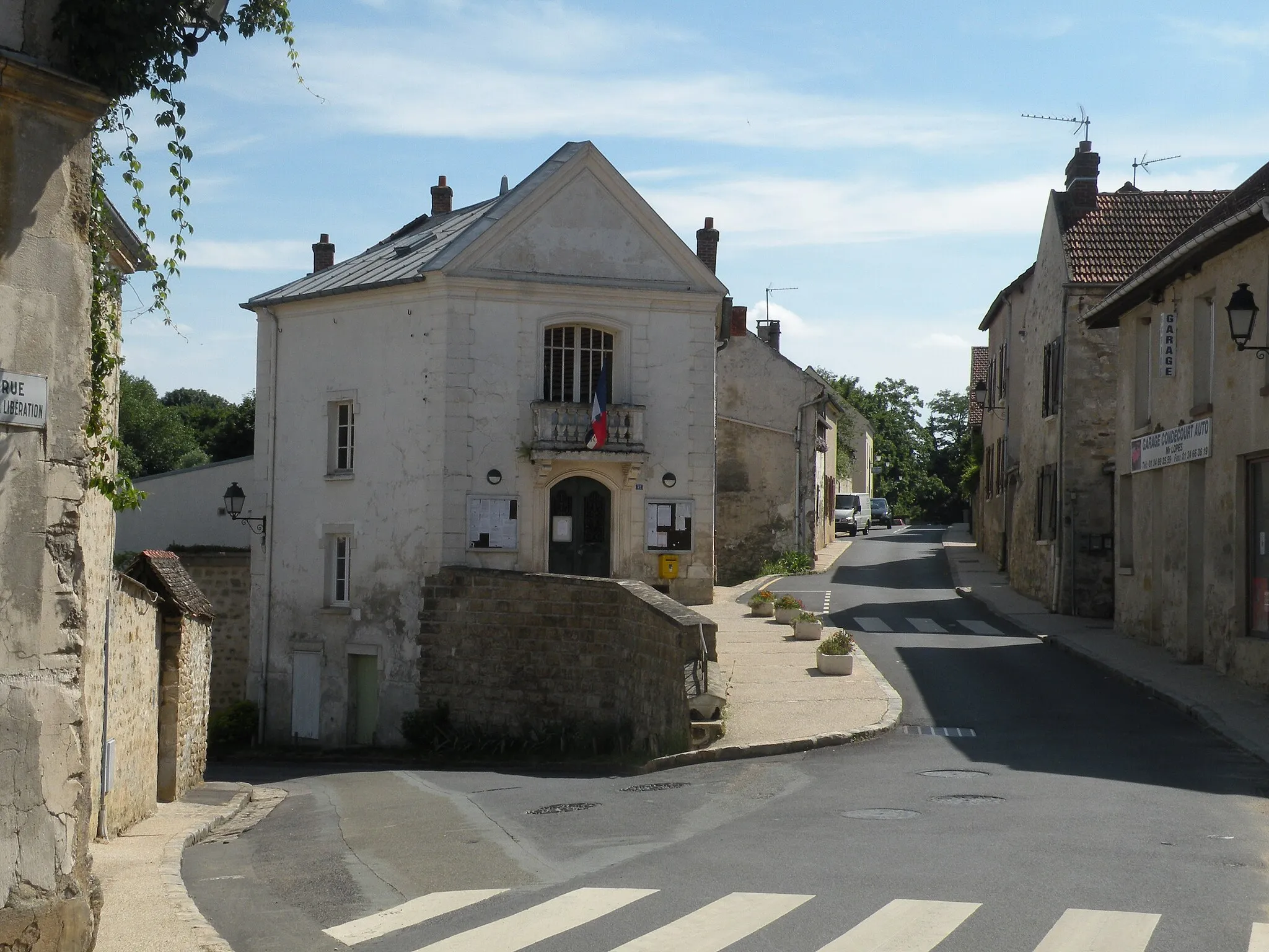 Photo showing: La mairie de Condécourt.