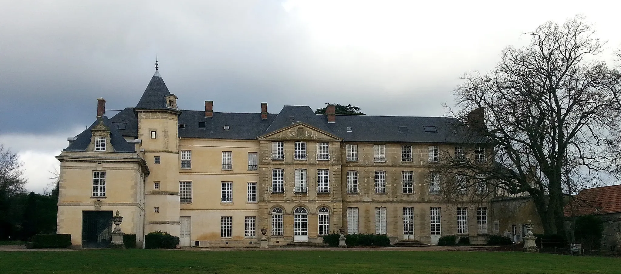 Photo showing: Château de Jambville en 2014