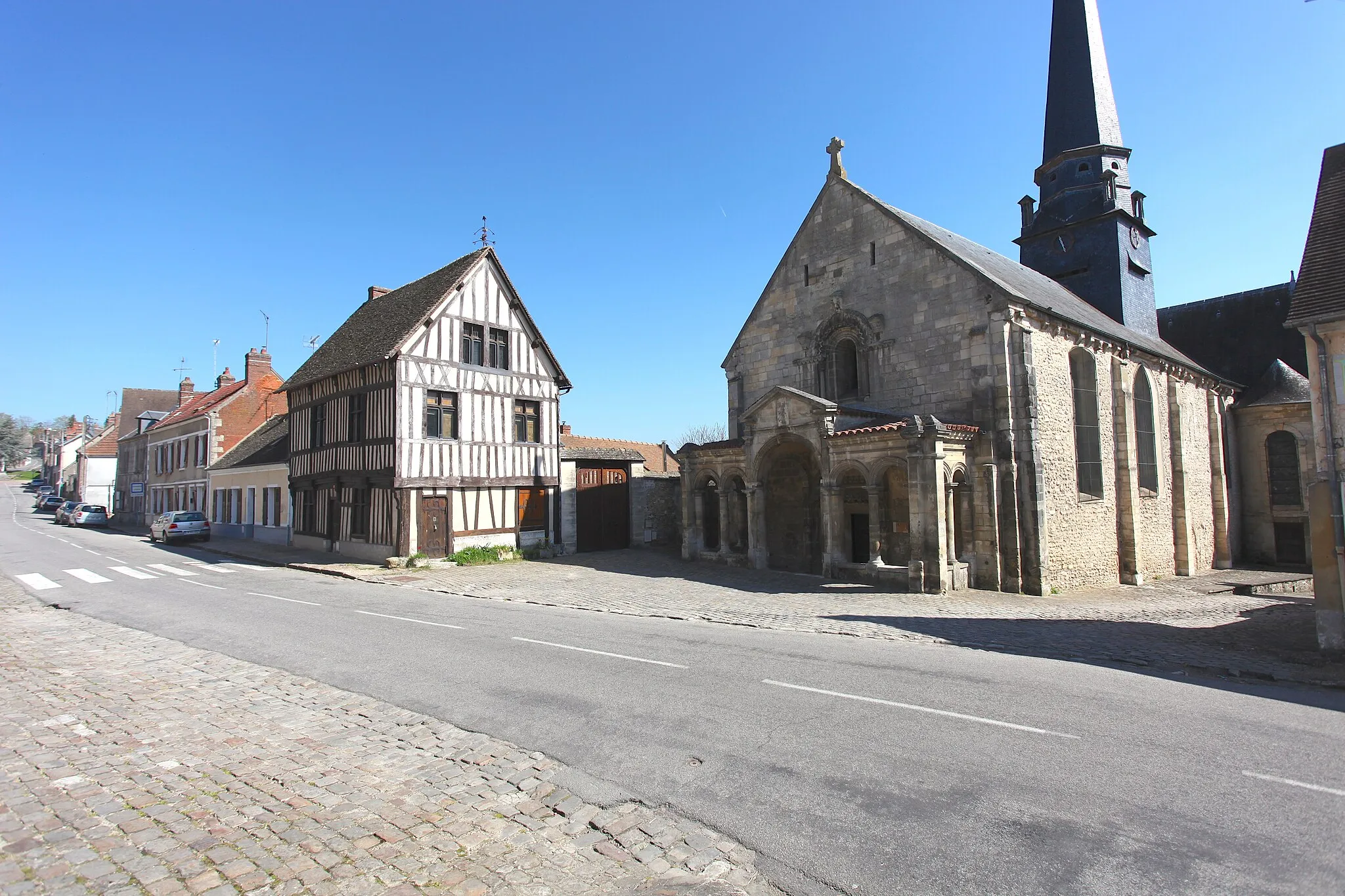 Photo showing: Church 'Saint Jean-Baptiste' in Dangu, France