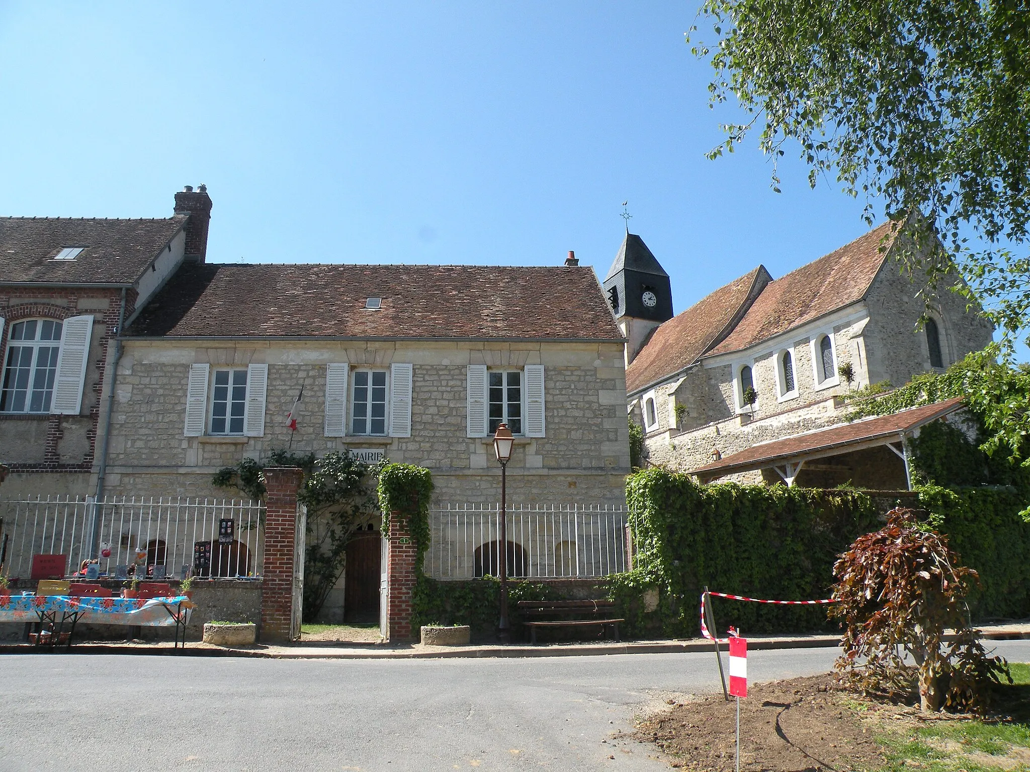 Photo showing: mairie