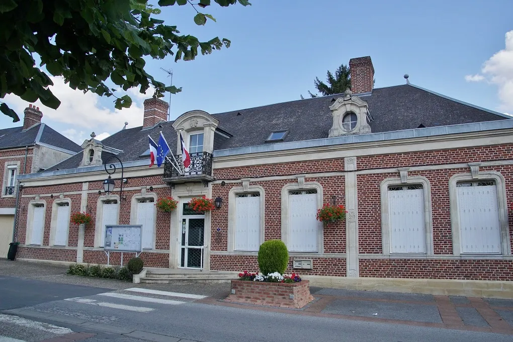 Photo showing: la Mairie