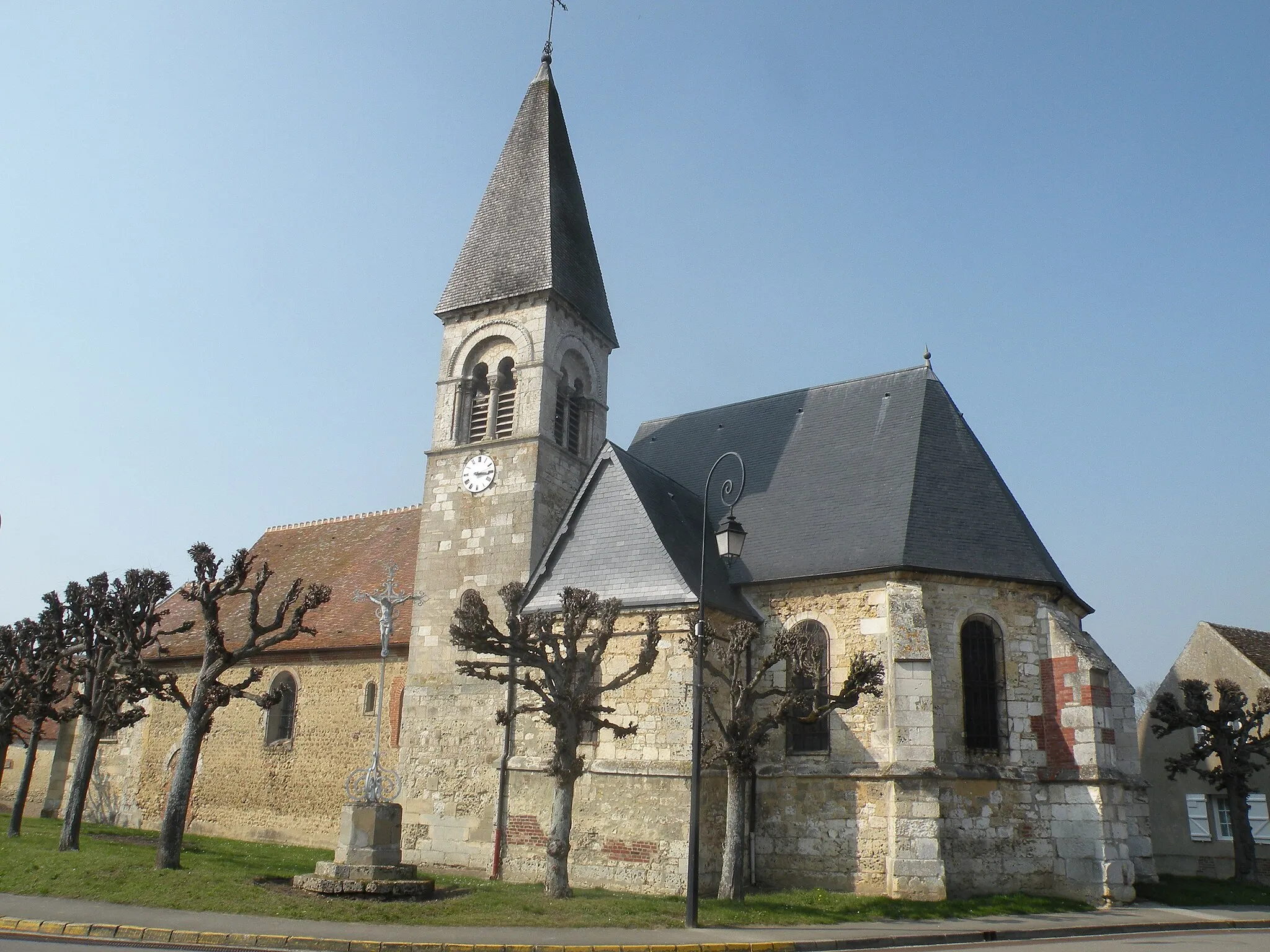 Photo showing: Église Saint-Lucien de Warluis.