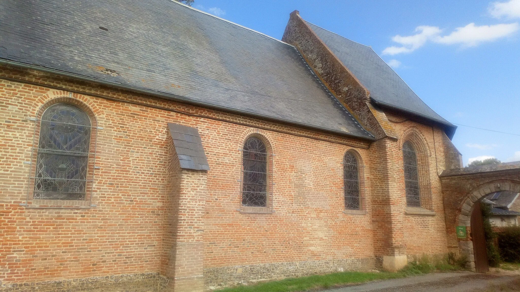 Photo showing: Église Saint-Sulpice de Quesnoy-le-Montant