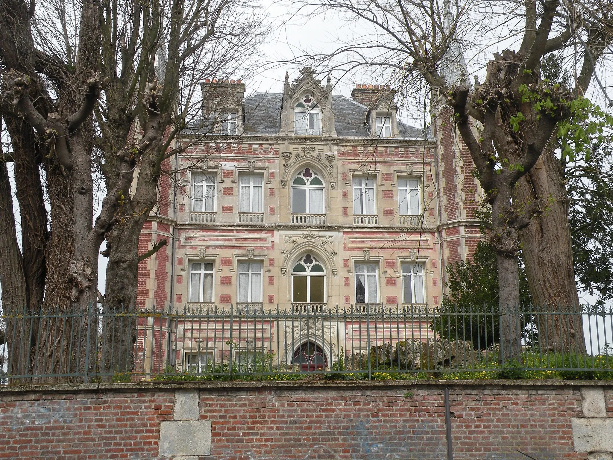Photo showing: Château d'Ercuis