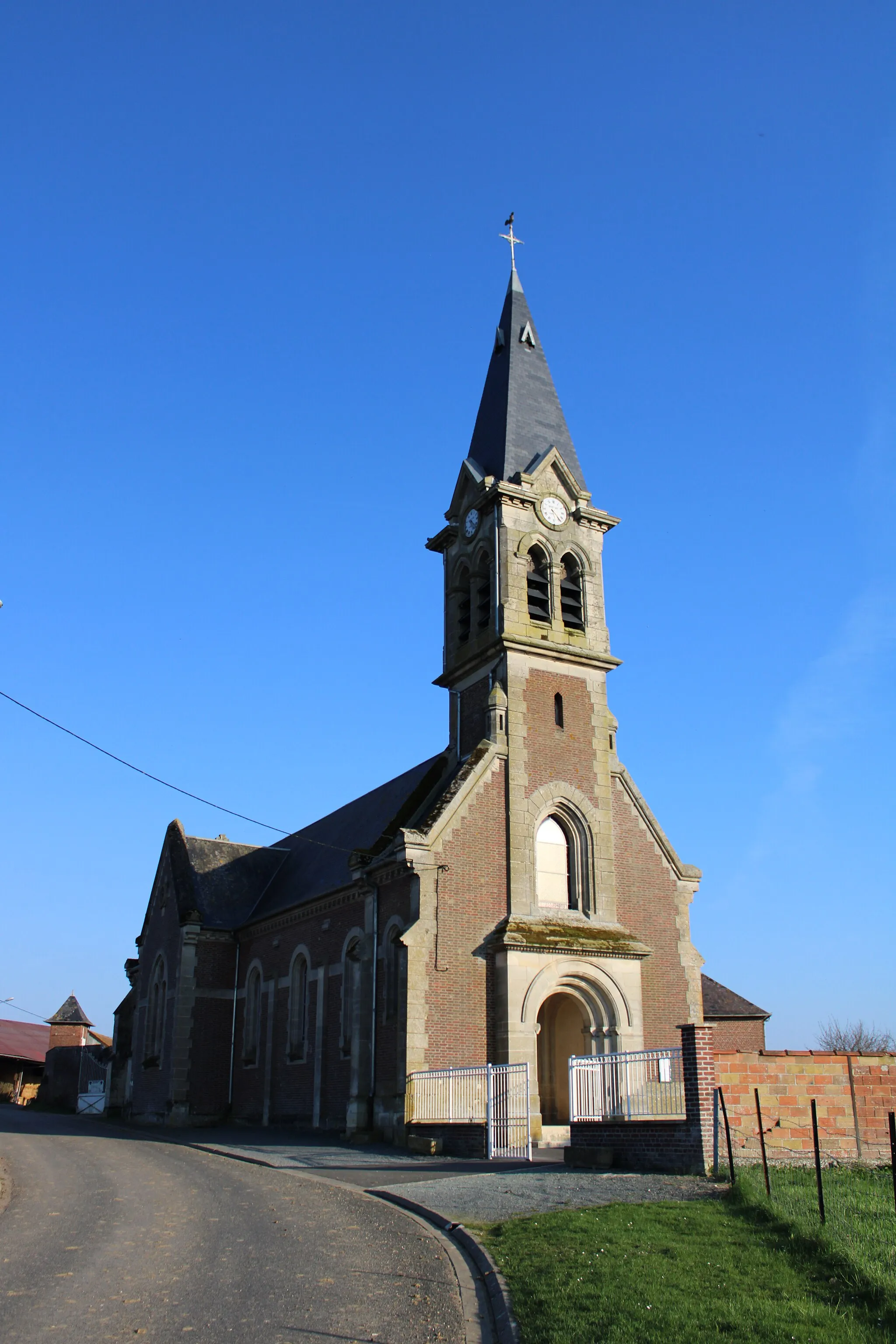 Photo showing: L'église