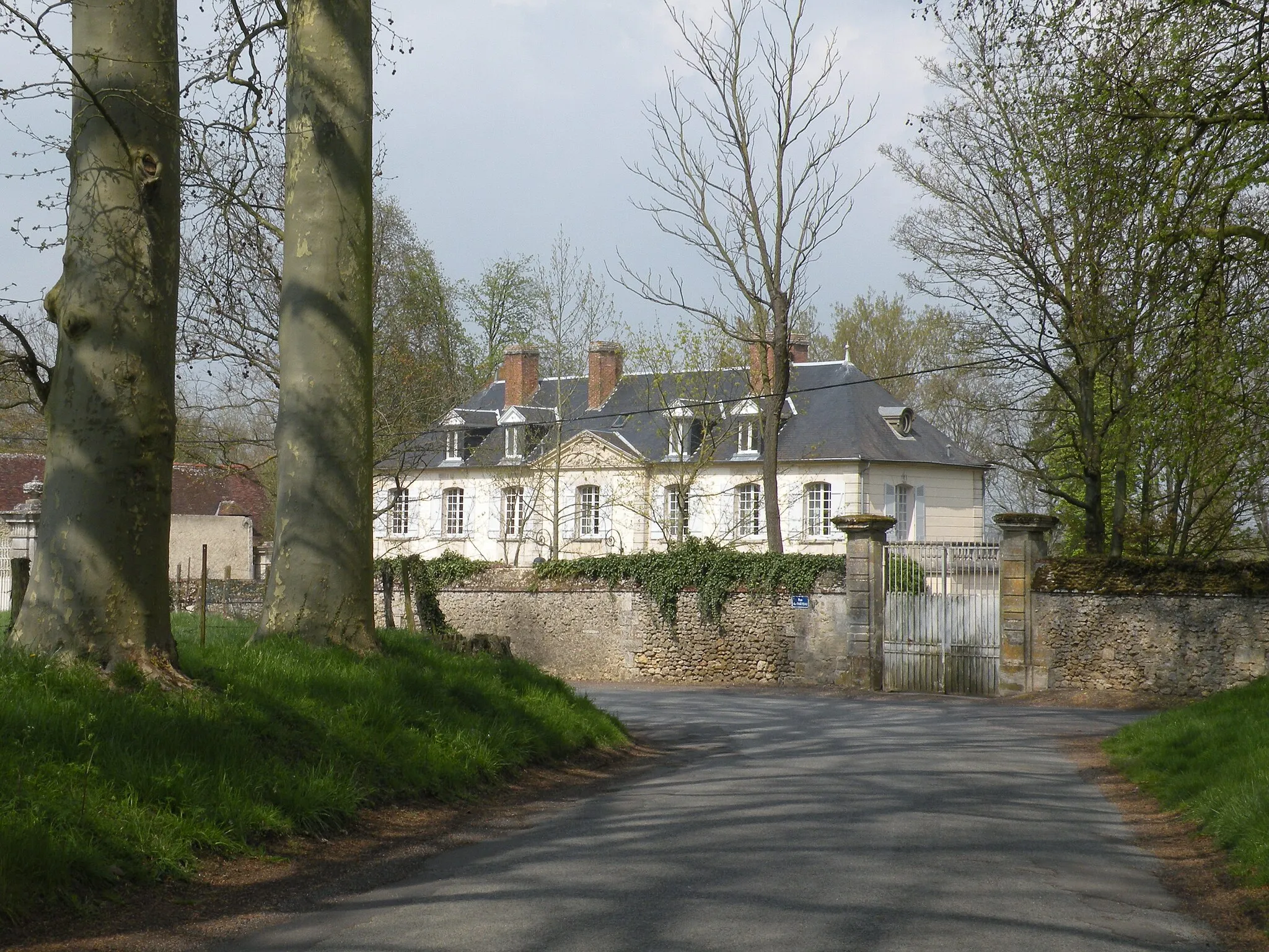 Photo showing: chateau de Berthecourt