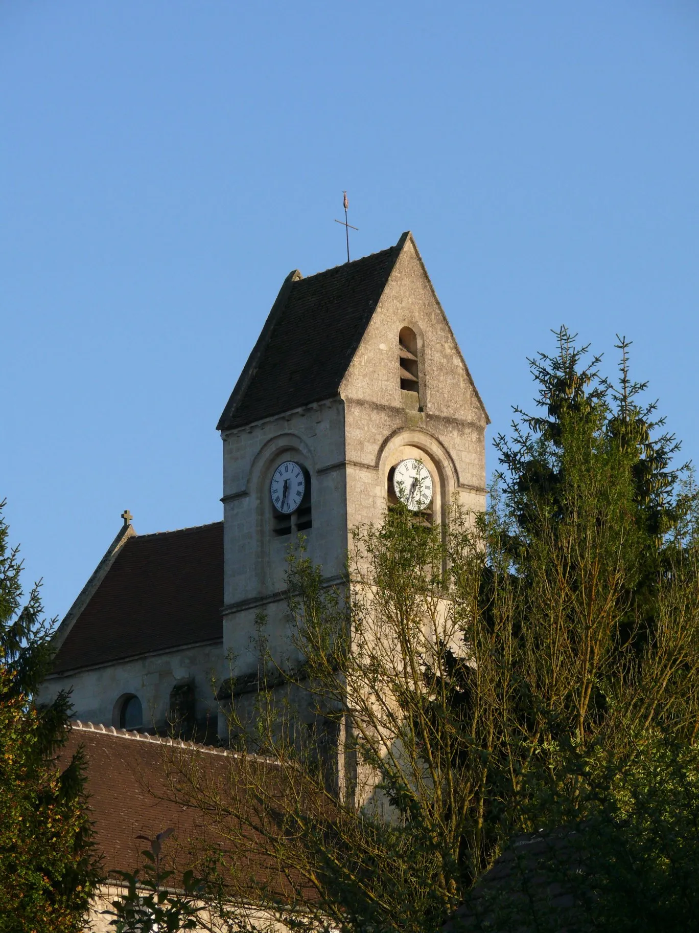 Photo showing: This building is inscrit au titre des monuments historiques de la France. It is indexed in the base Mérimée, a database of architectural heritage maintained by the French Ministry of Culture, under the reference PA00114524 .