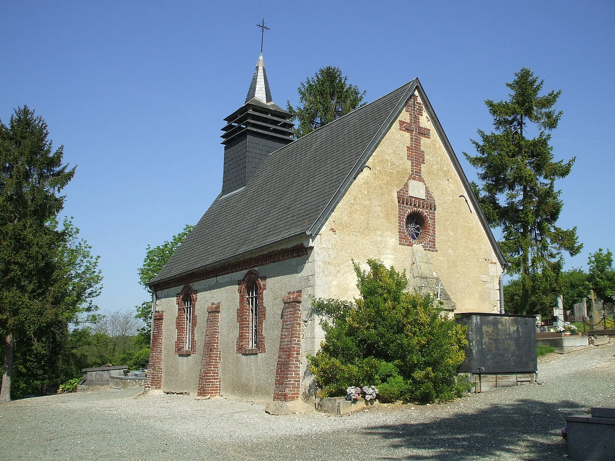Photo showing: chapelle du cimetiere de Mortefontaine en thelle Oise France