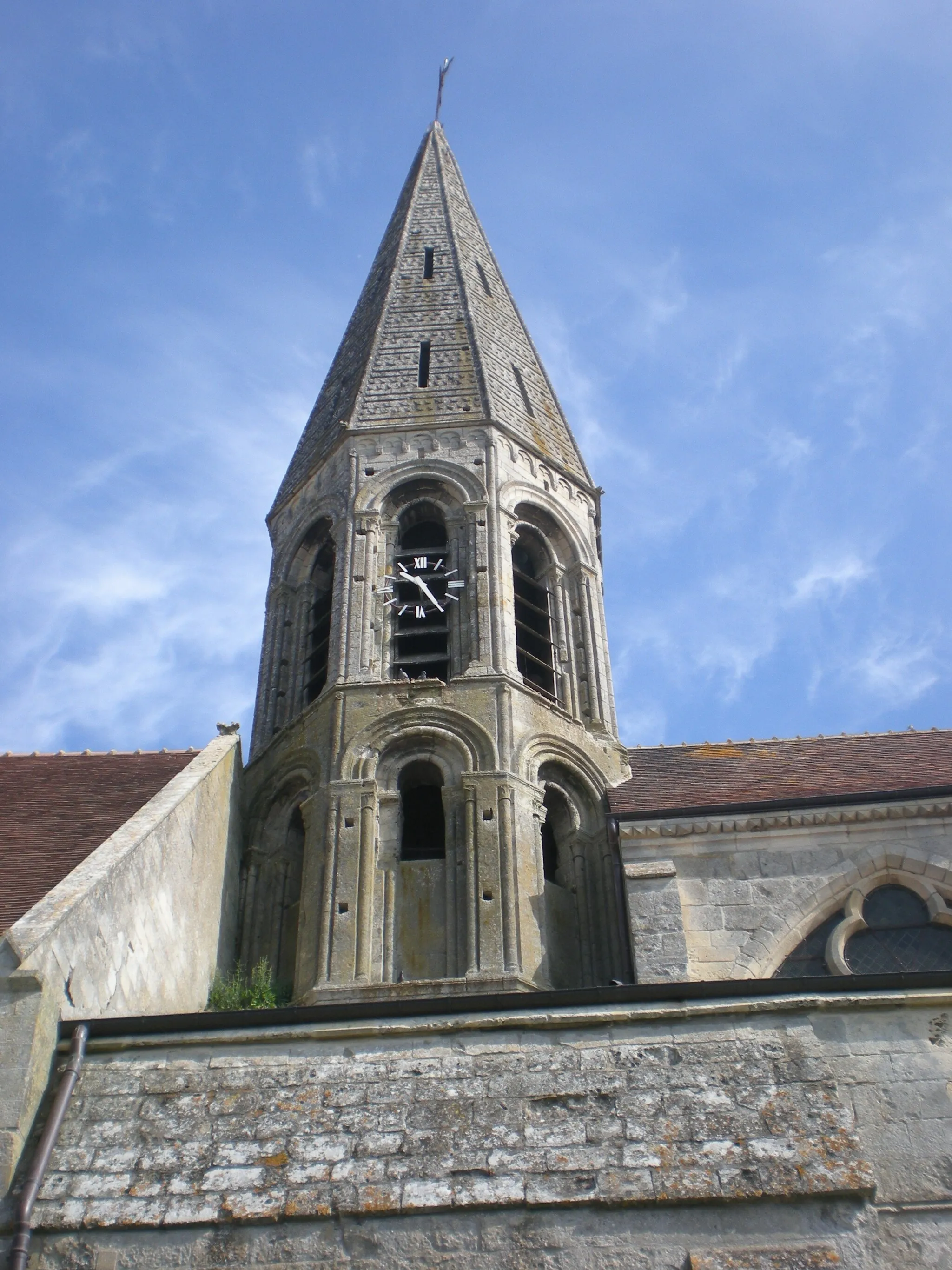 Photo showing: Clocher de l'église