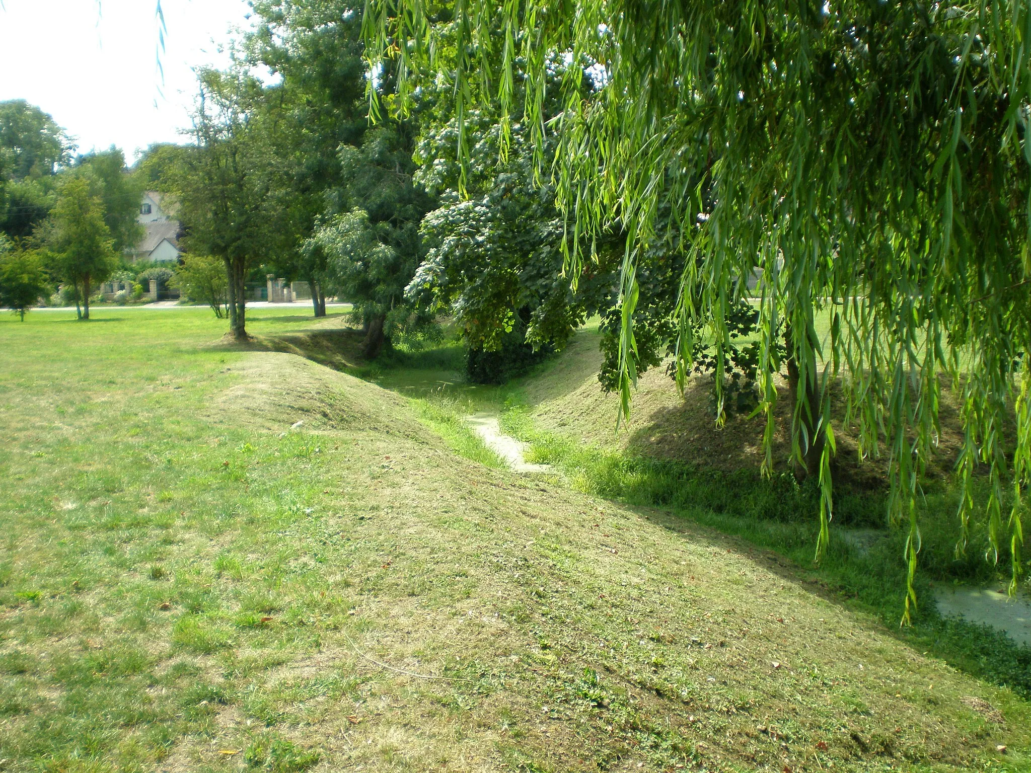 Photo showing: Le ru du Mesnil Theribus