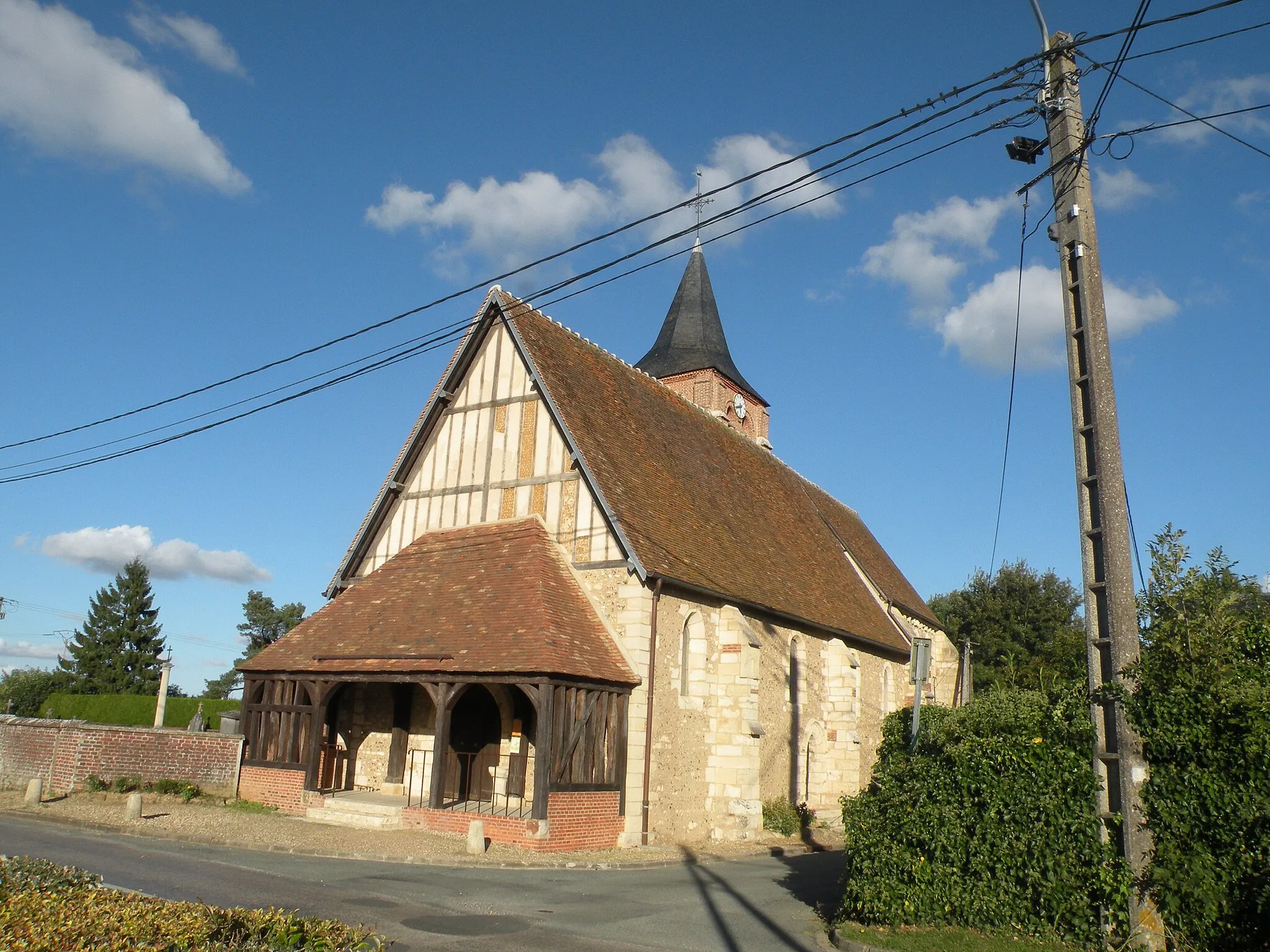 Photo showing: église Saint-Éloi de La Neuville-Garnier