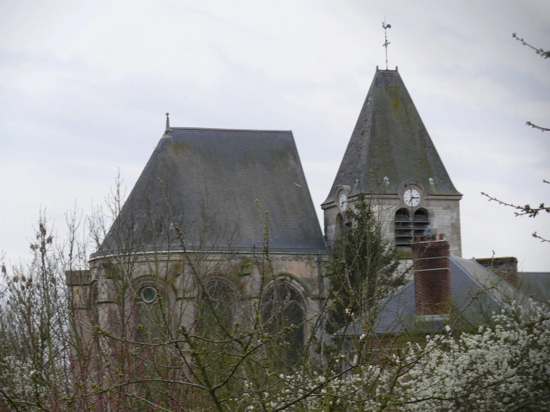 Photo showing: Saint-Eloi's church of Cuvilly (Oise, Picardie, France).