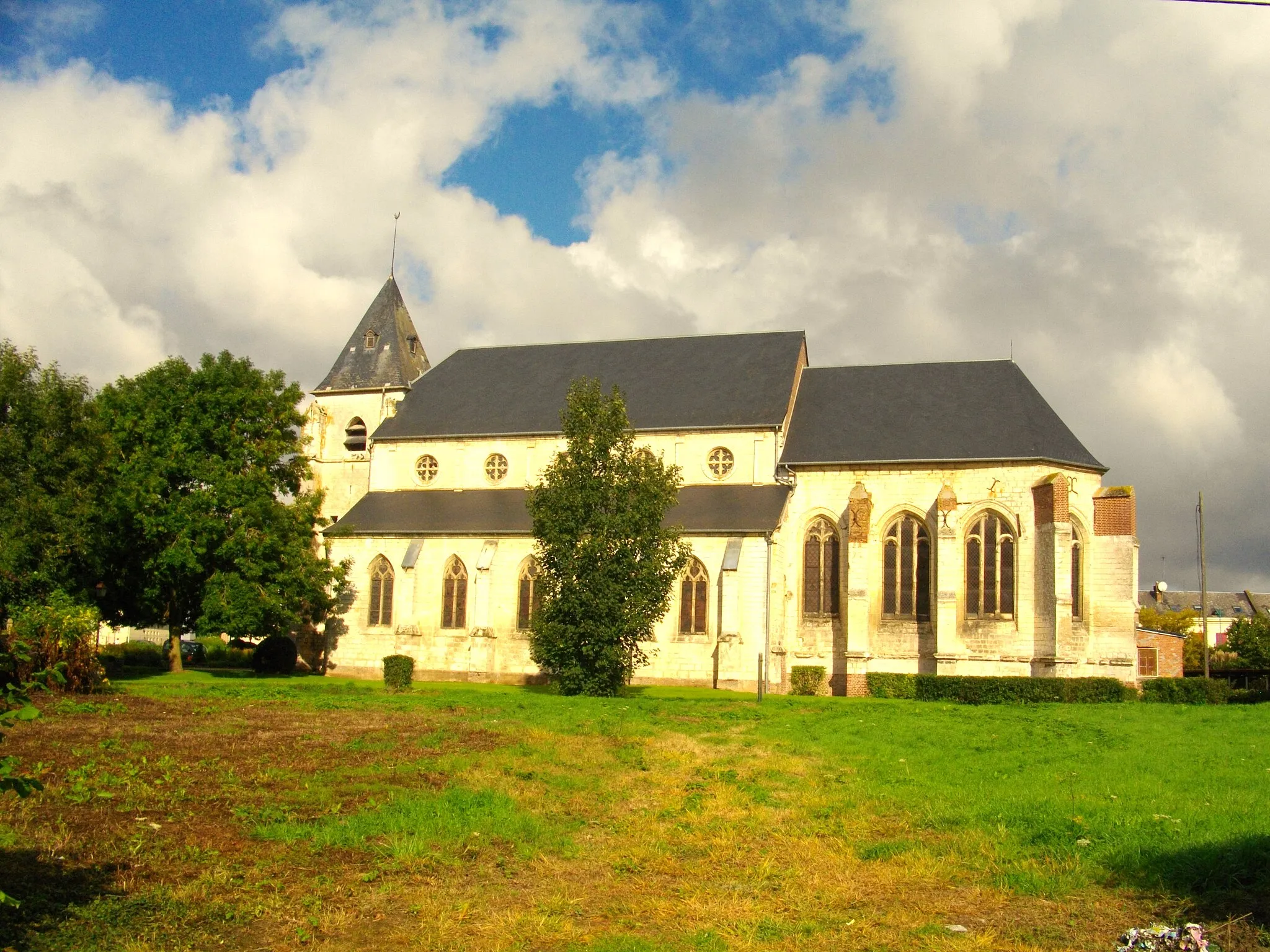 Photo showing: L'église Saint-Martin de Molliens-Dreuil, Somme, France.