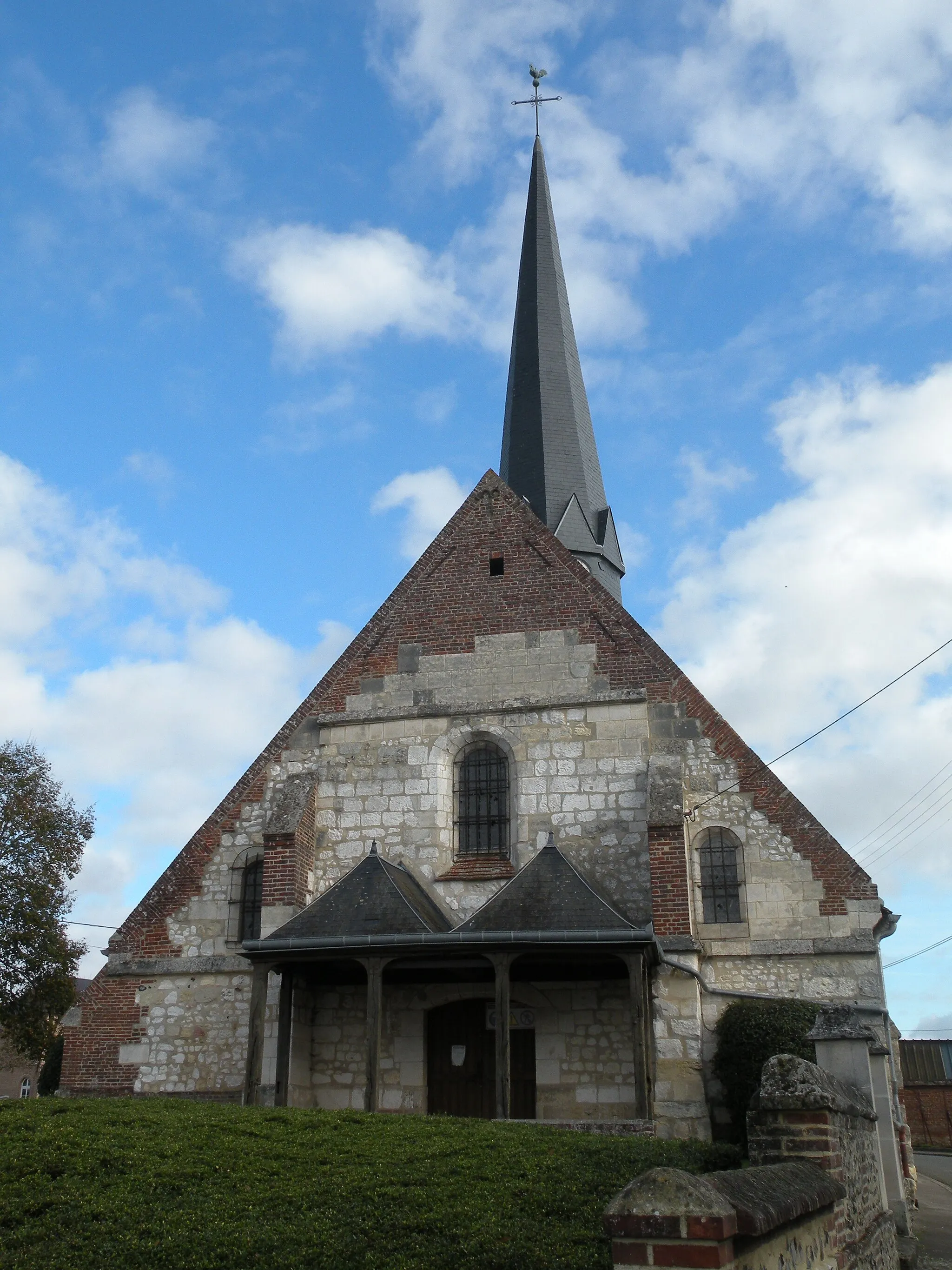 Photo showing: église Saint-Nicolas de Lafraye