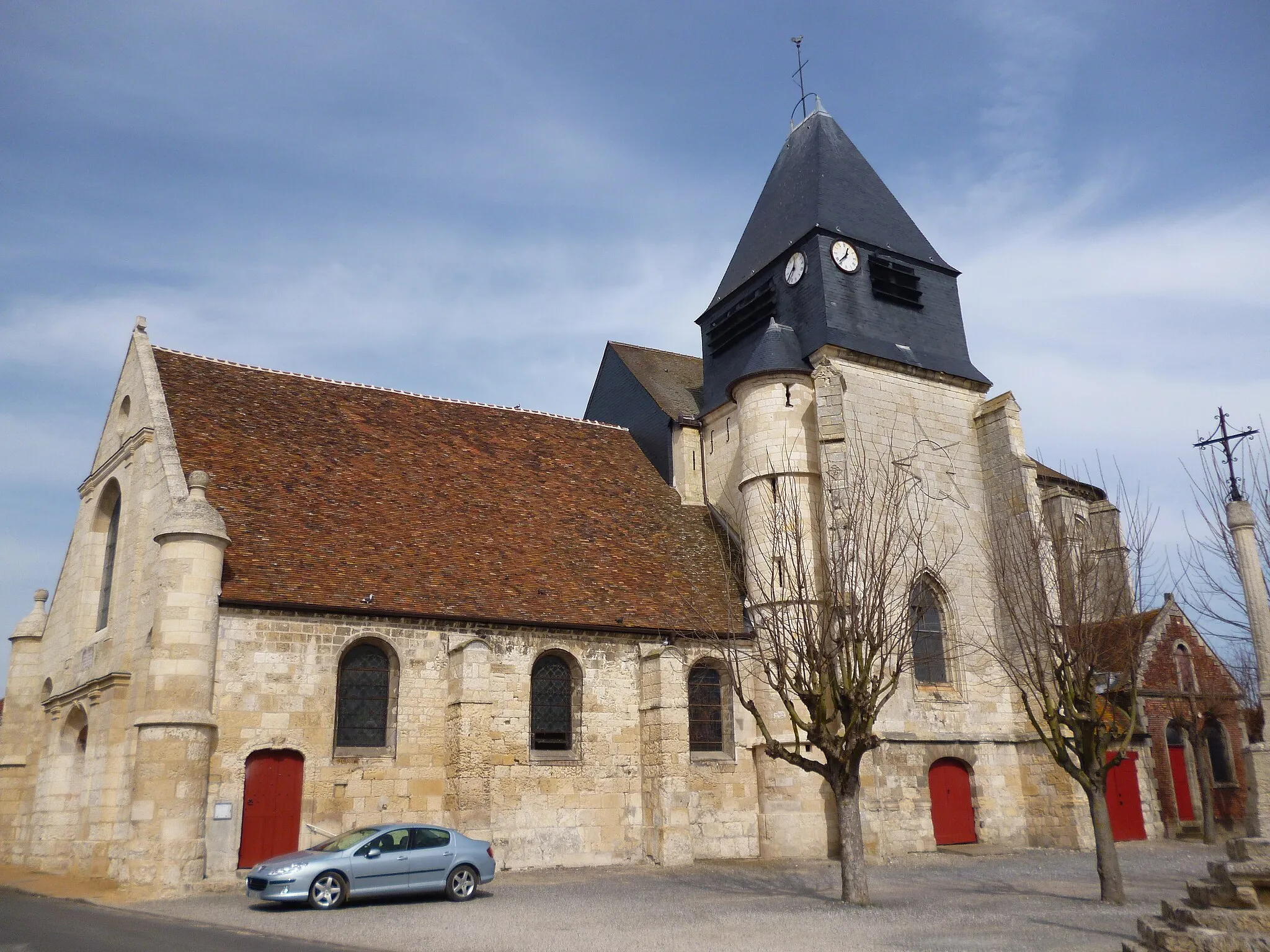 Photo showing: This building is inscrit au titre des monuments historiques de la France. It is indexed in the base Mérimée, a database of architectural heritage maintained by the French Ministry of Culture, under the reference PA00114779 .