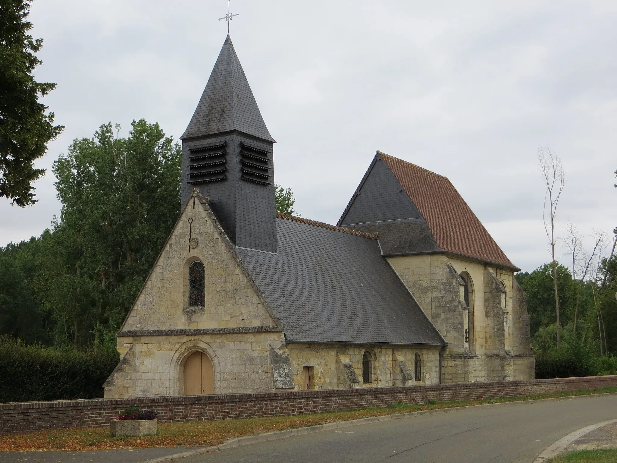 Photo showing: Vue générale de l"église