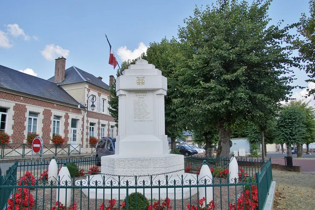 Photo showing: le Monument Aux morts